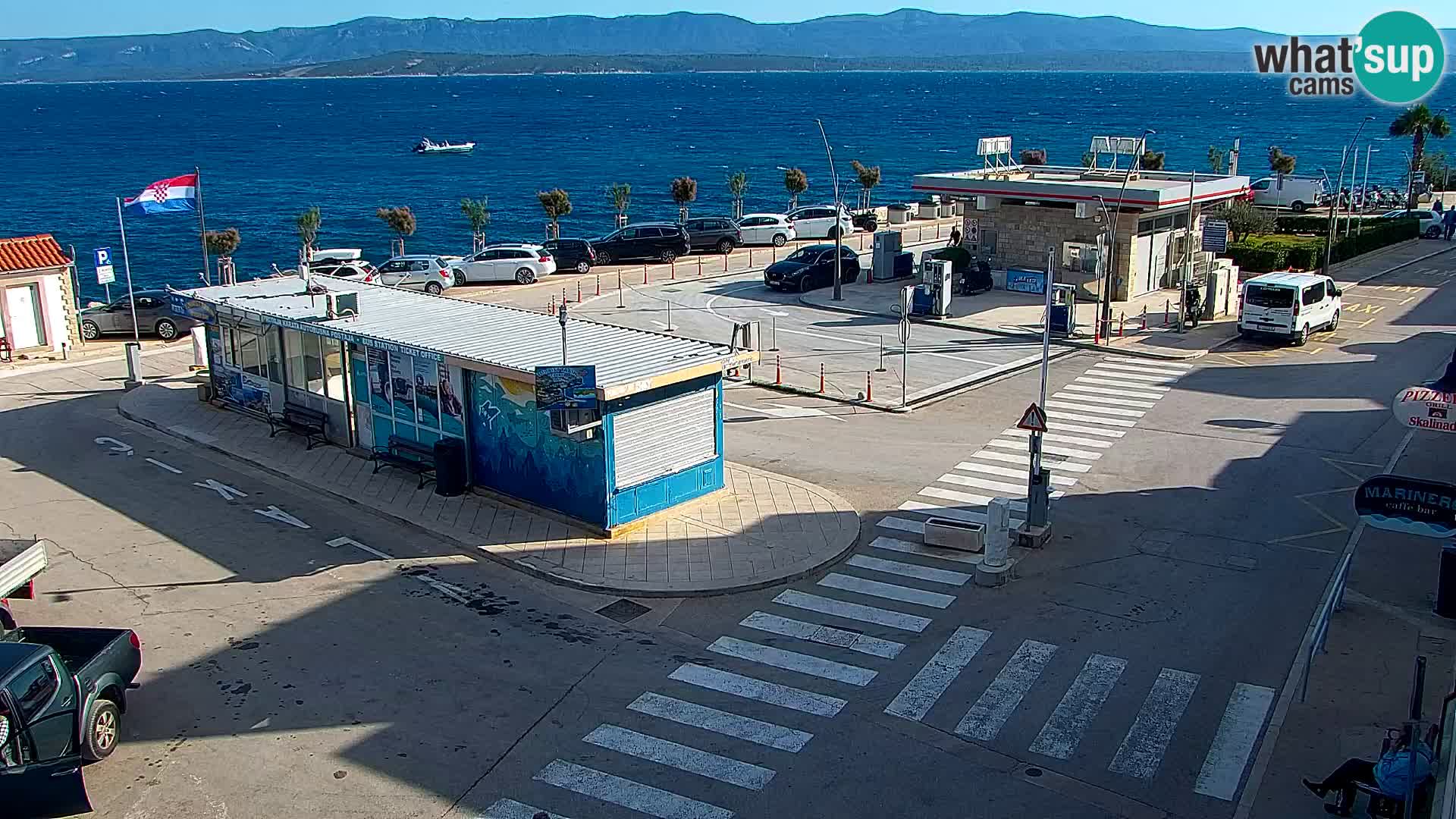 Webcam Bol Hafen & Ortszentrum – Liveblick aus Bol auf der Insel Brač