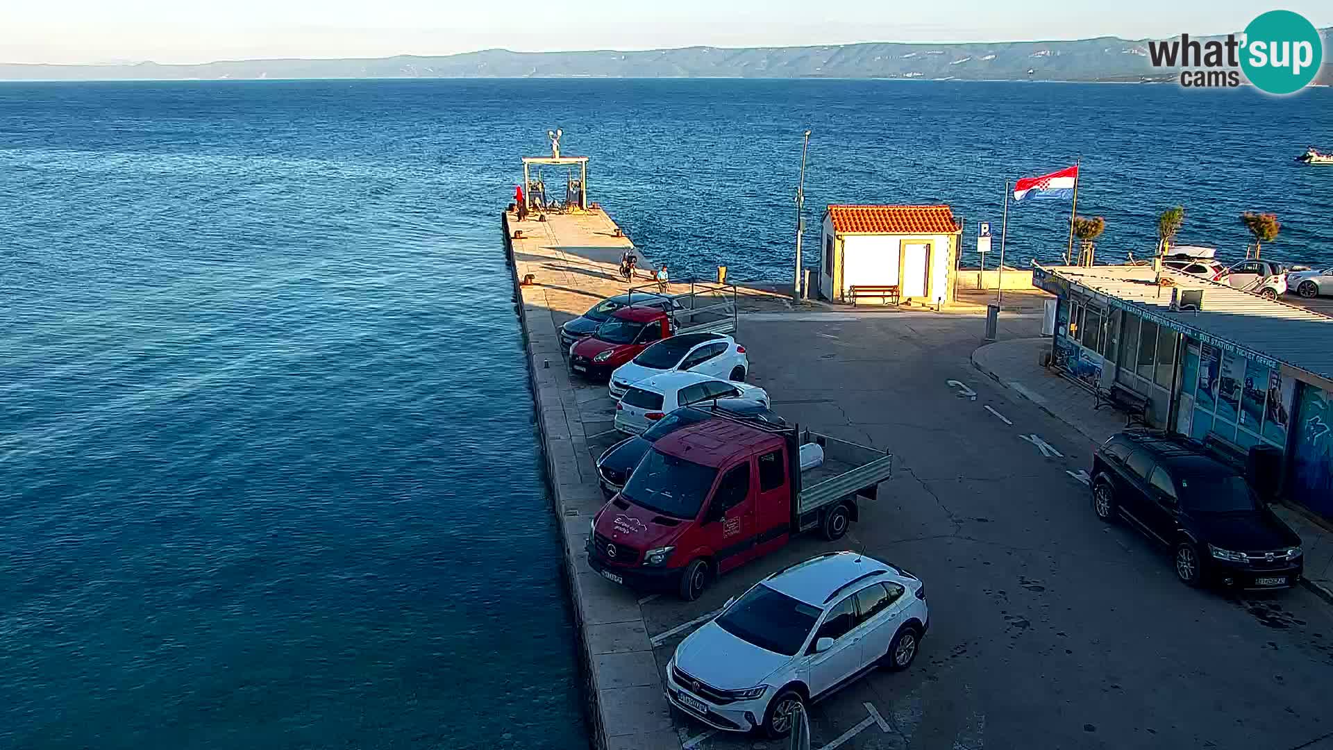 Webcam Bol Town Center & Marina – Live View from Bol, Brač