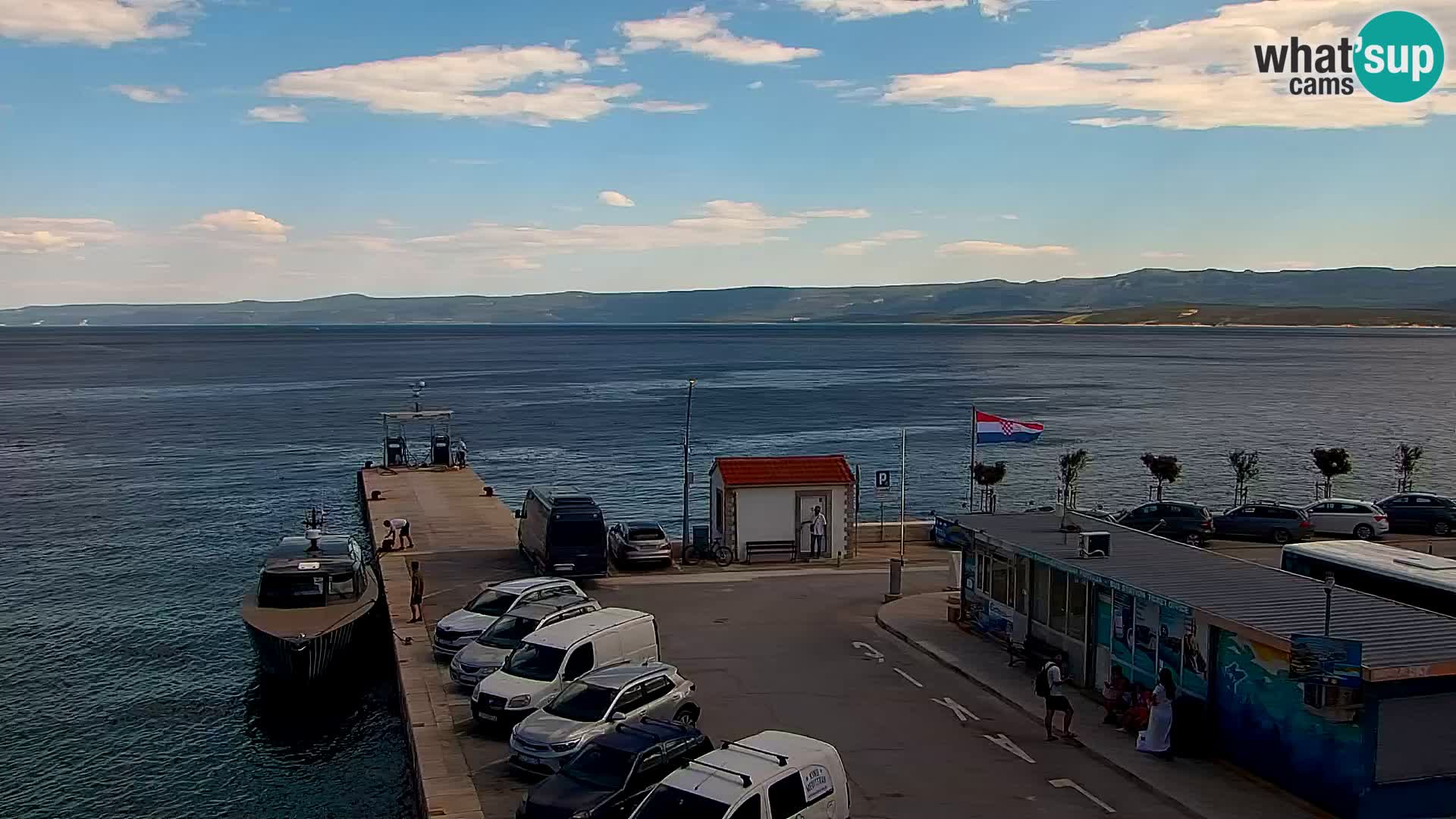 Webcam Bol Town Center & Marina – Live View from Bol, Brač