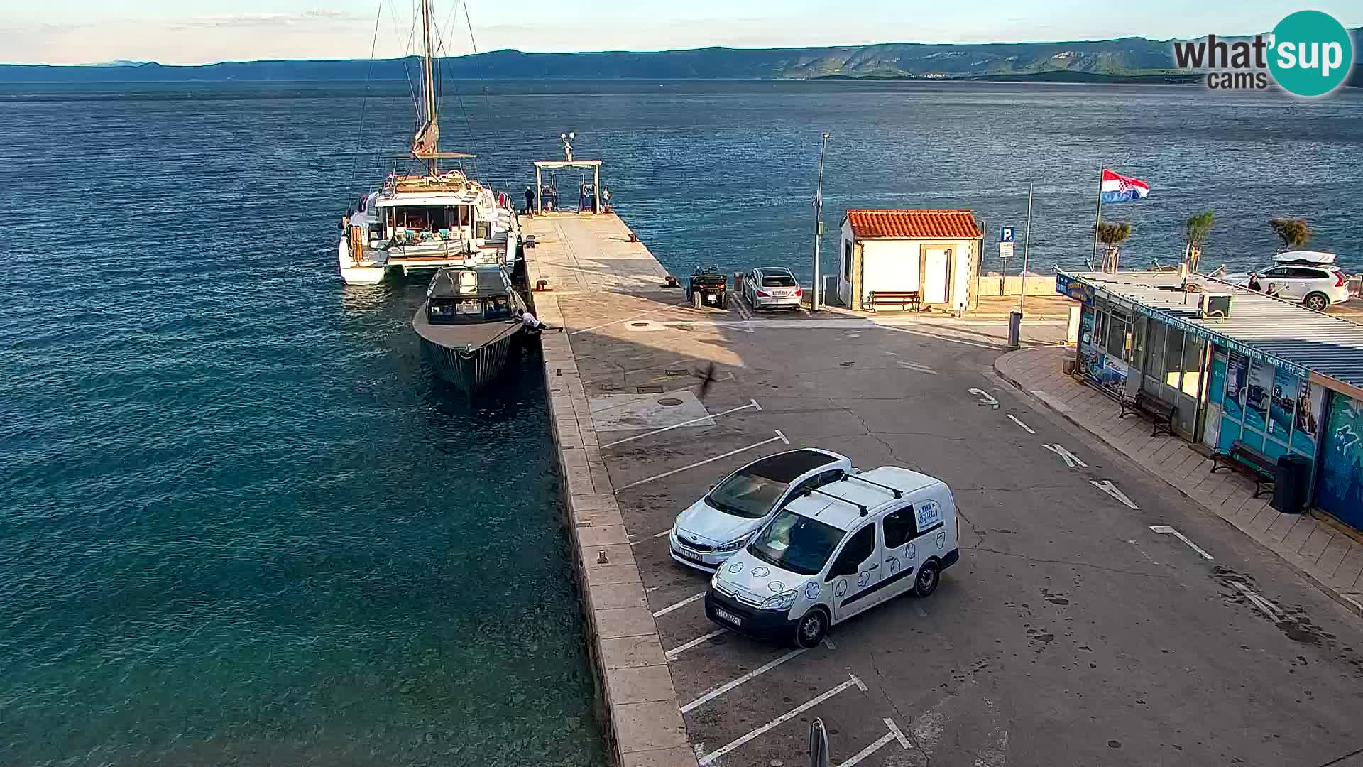 Webcam Bol centre-ville & marina – Vue en direct depuis Bol, île de Brač