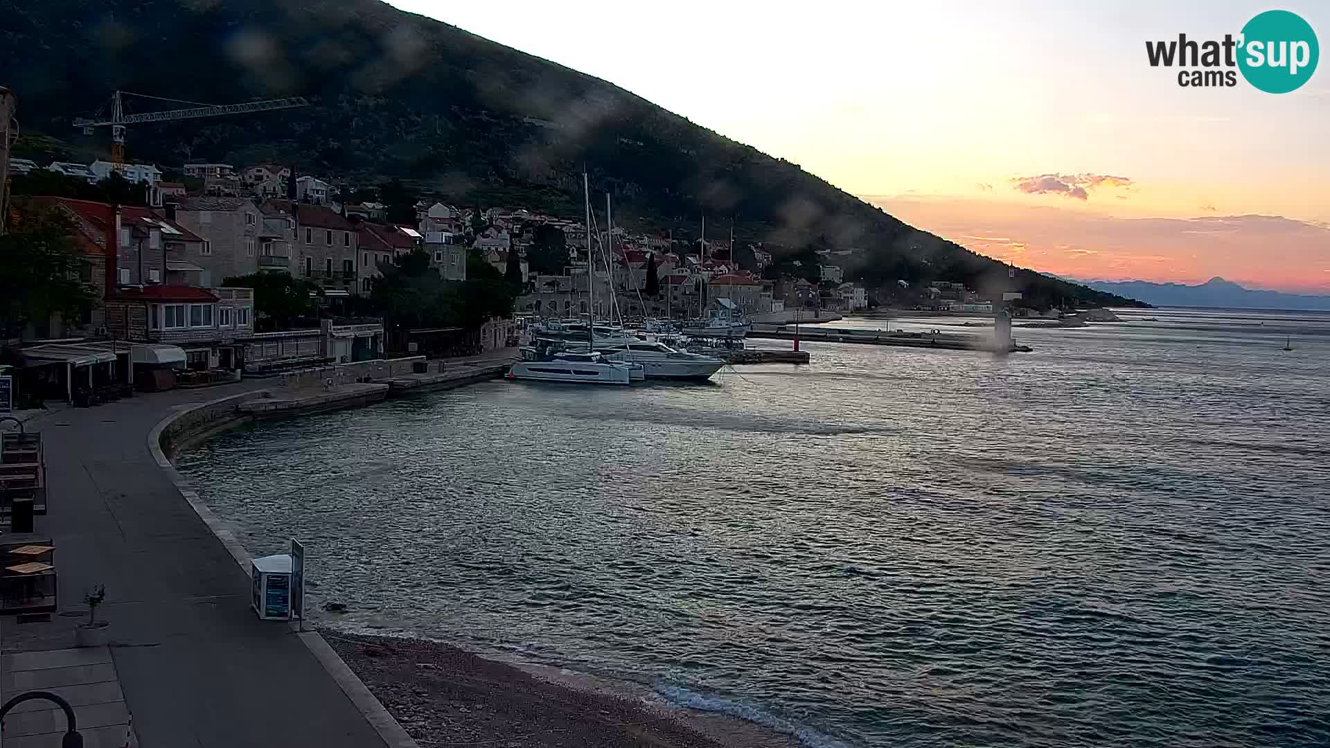 Webcam Bol Town Center & Marina – Live View from Bol, Brač