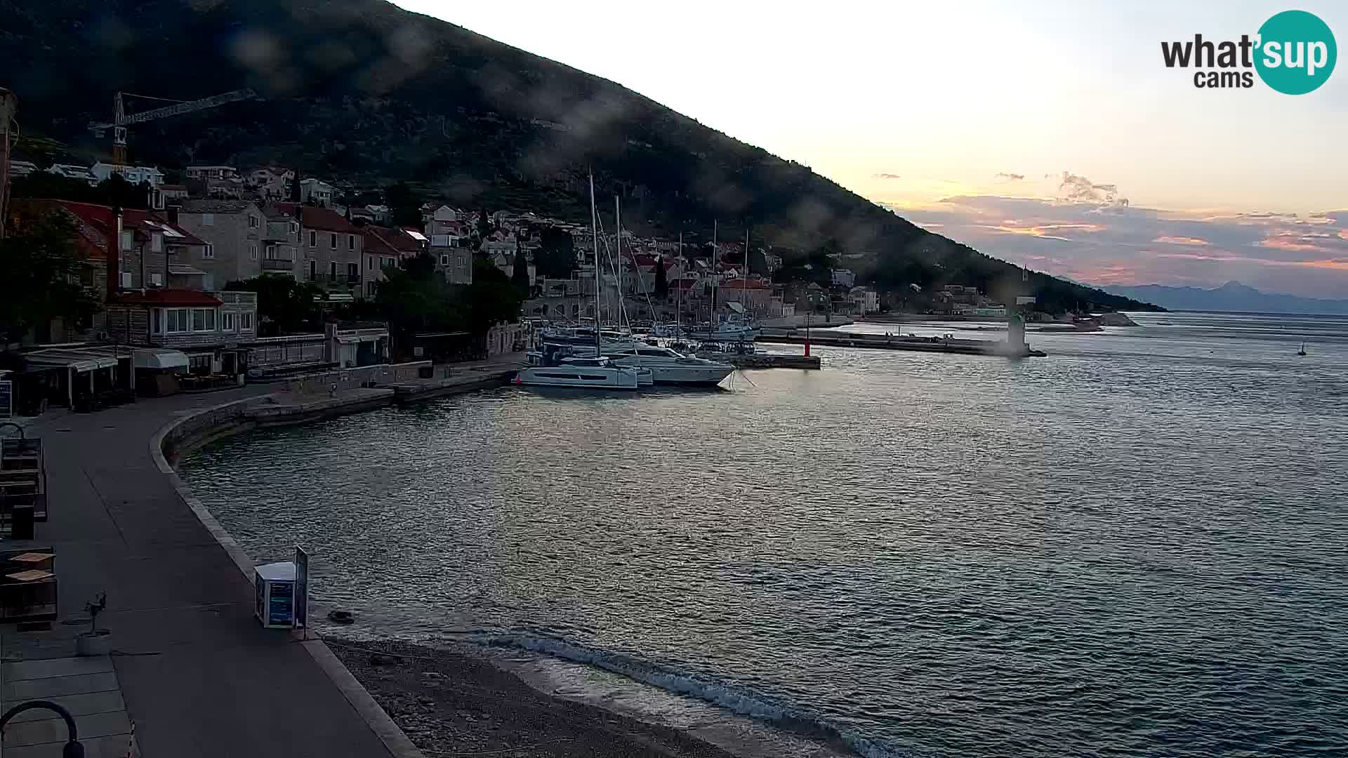 Webcam Bol Town Center & Marina – Live View from Bol, Brač