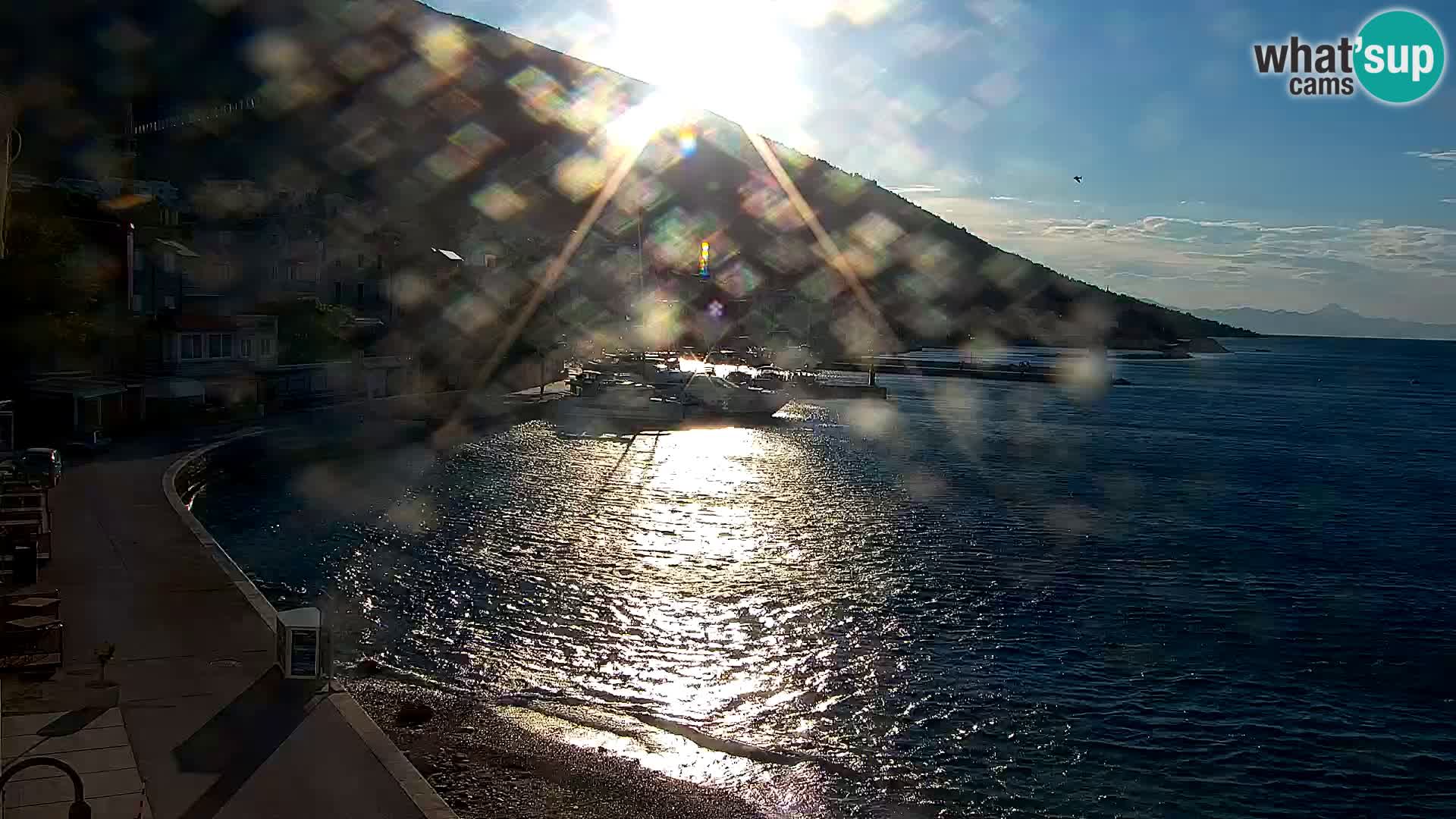 Webcam Bol Centro e Marina – Vista live dal porto di Bol