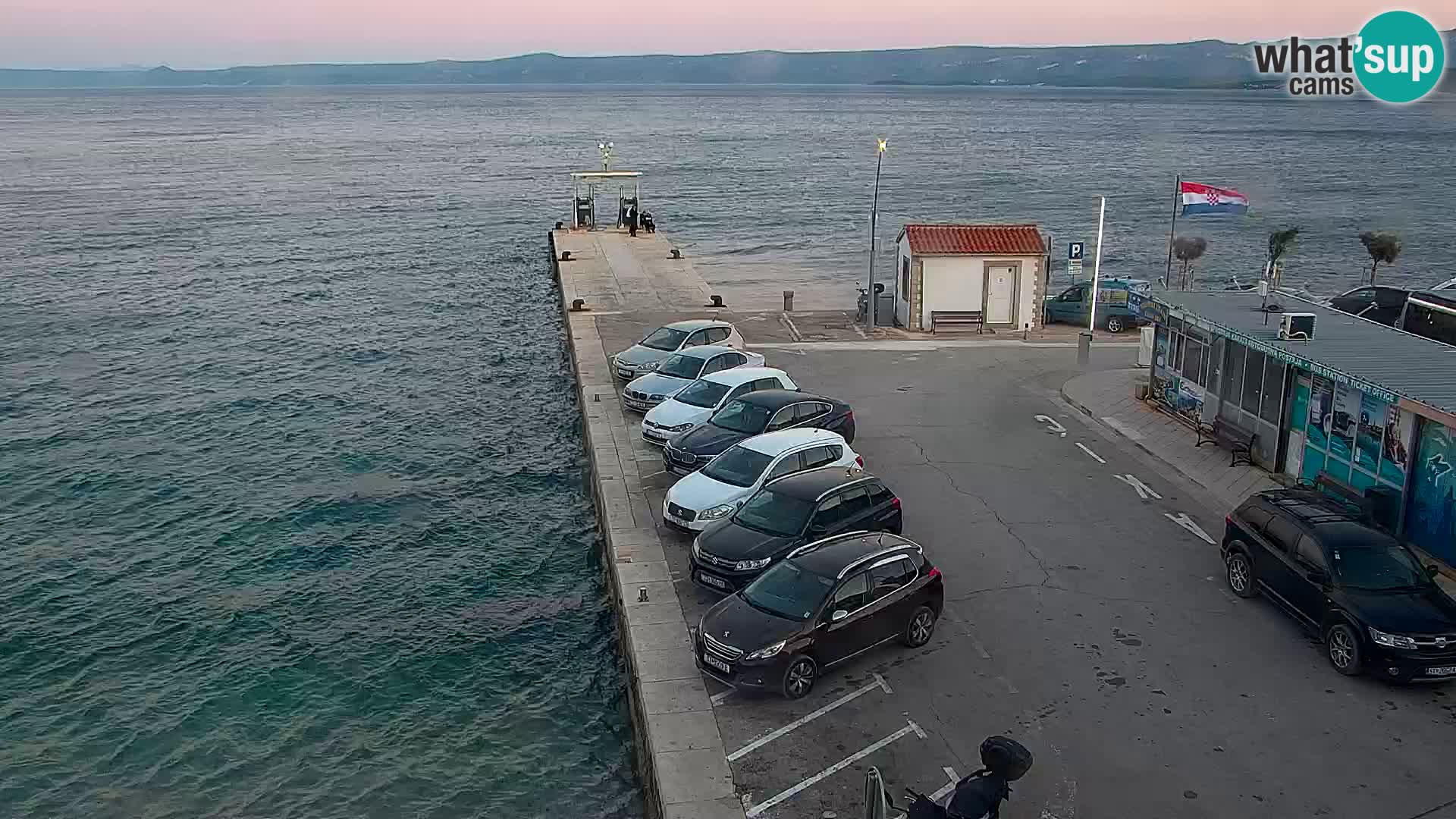Webcam Bol Town Center & Marina – Live View from Bol, Brač