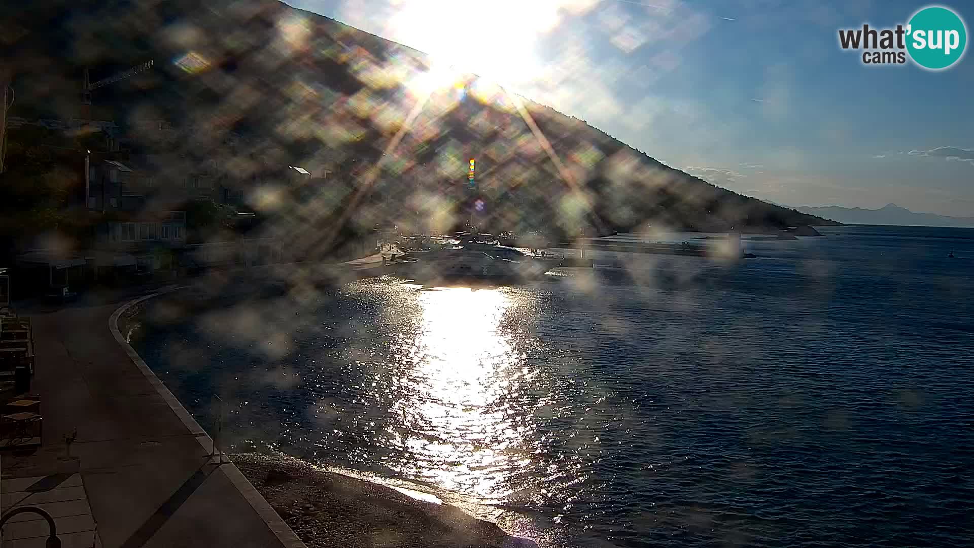 Webcam Bol Centro e Marina – Vista live dal porto di Bol
