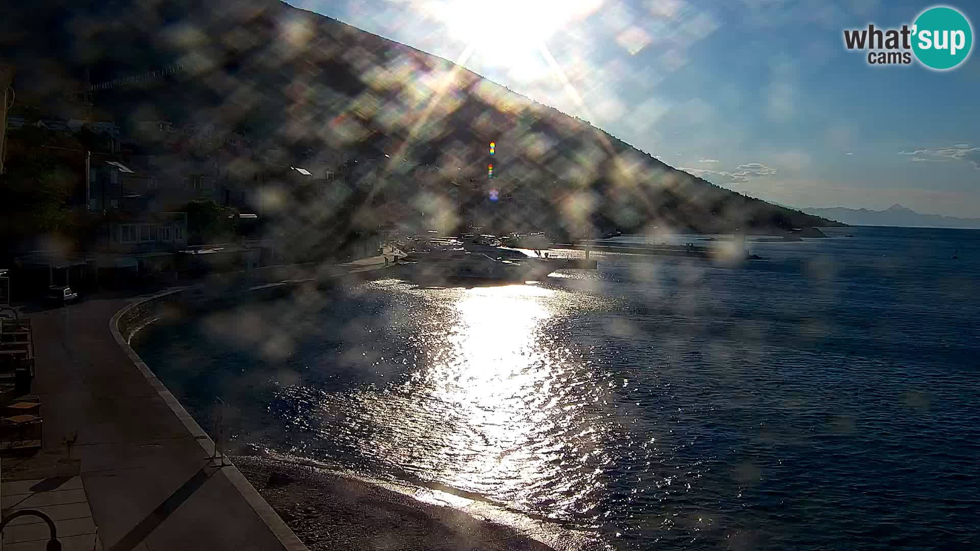 Webcam Bol Centro e Marina – Vista live dal porto di Bol