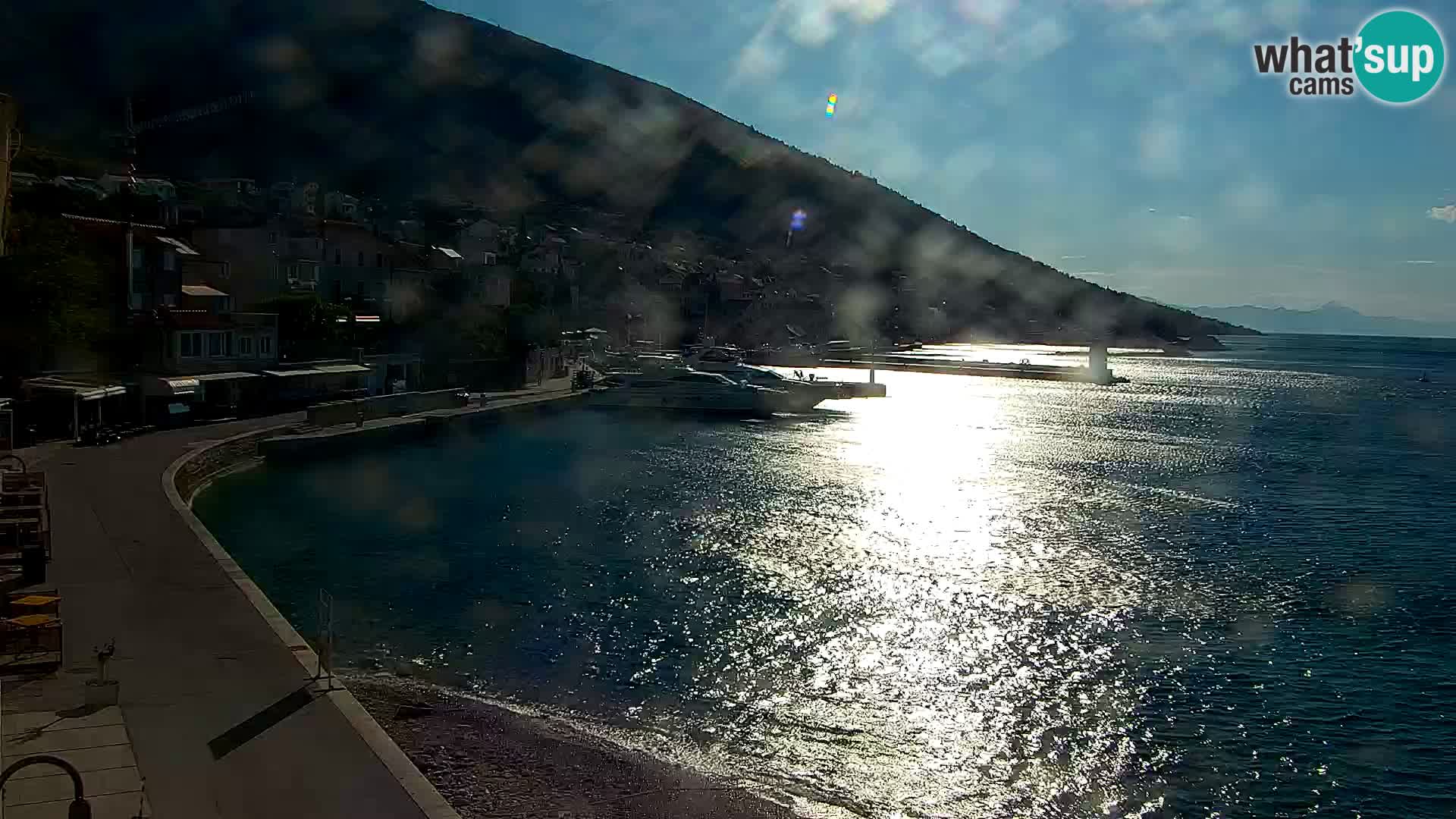 Webcam Bol Town Center & Marina – Live View from Bol, Brač
