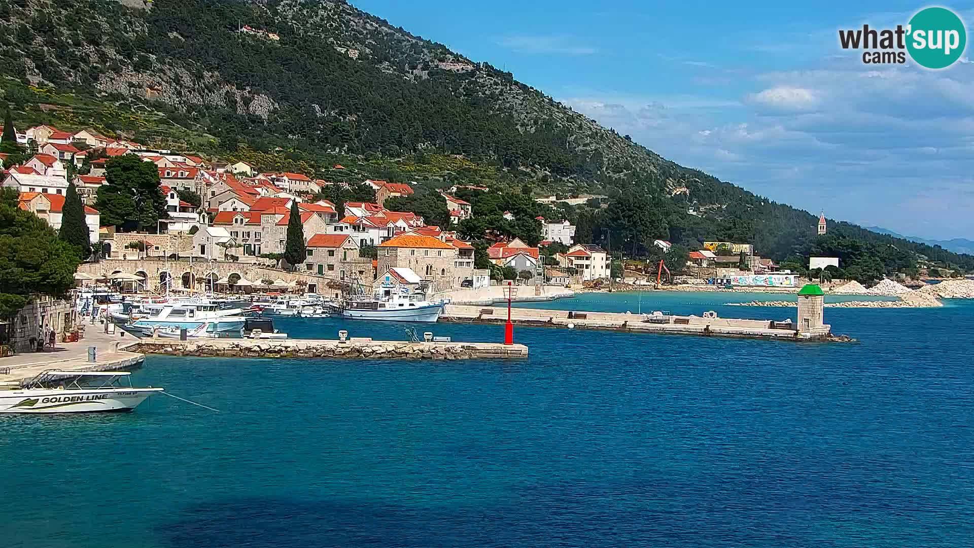 Webcam Bol Hafen & Ortszentrum – Liveblick aus Bol auf der Insel Brač