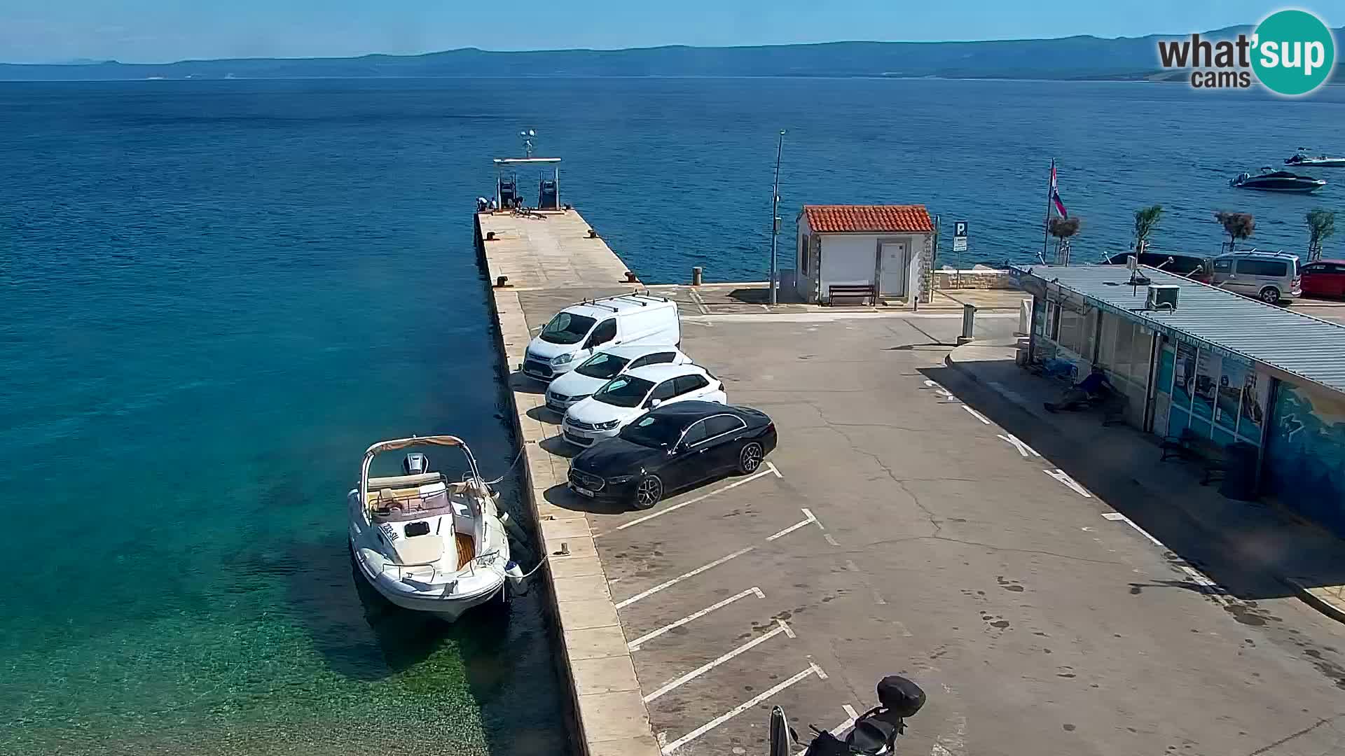 Webcam Bol Centro e Marina – Vista live dal porto di Bol