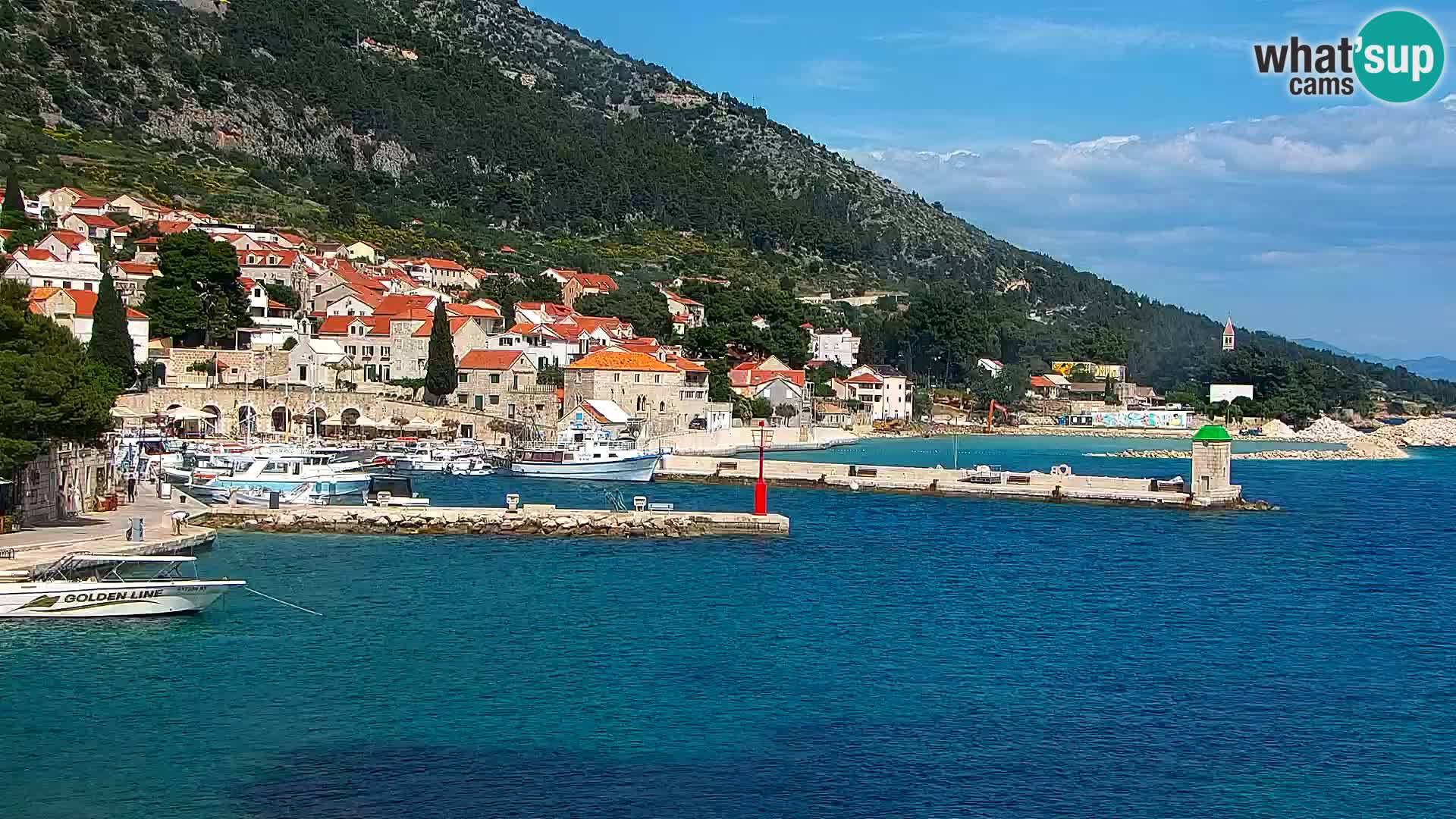 Webcam Bol Centro e Marina – Vista live dal porto di Bol