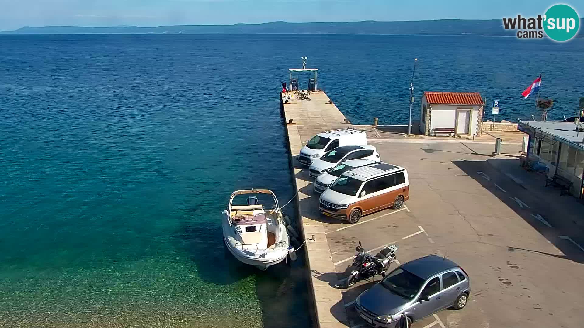 Webcam Bol Hafen & Ortszentrum – Liveblick aus Bol auf der Insel Brač