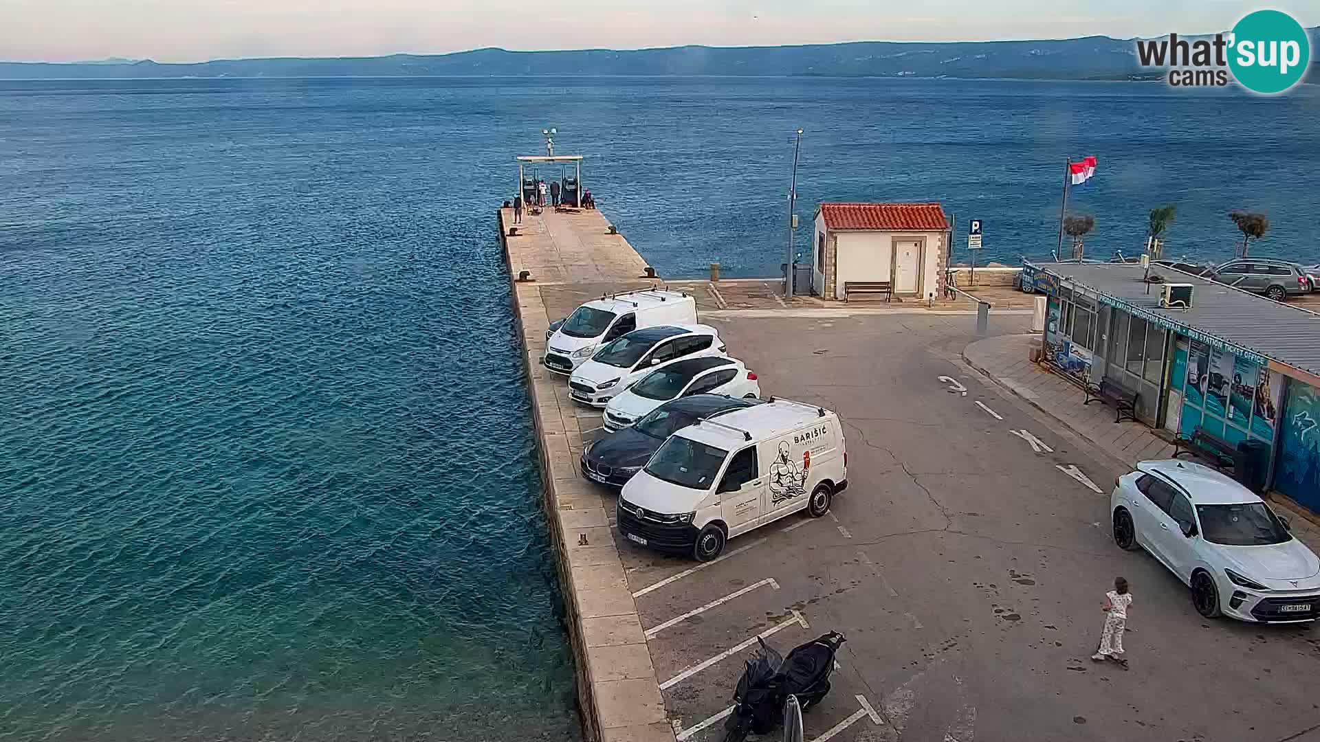Webcam Bol Hafen & Ortszentrum – Liveblick aus Bol auf der Insel Brač