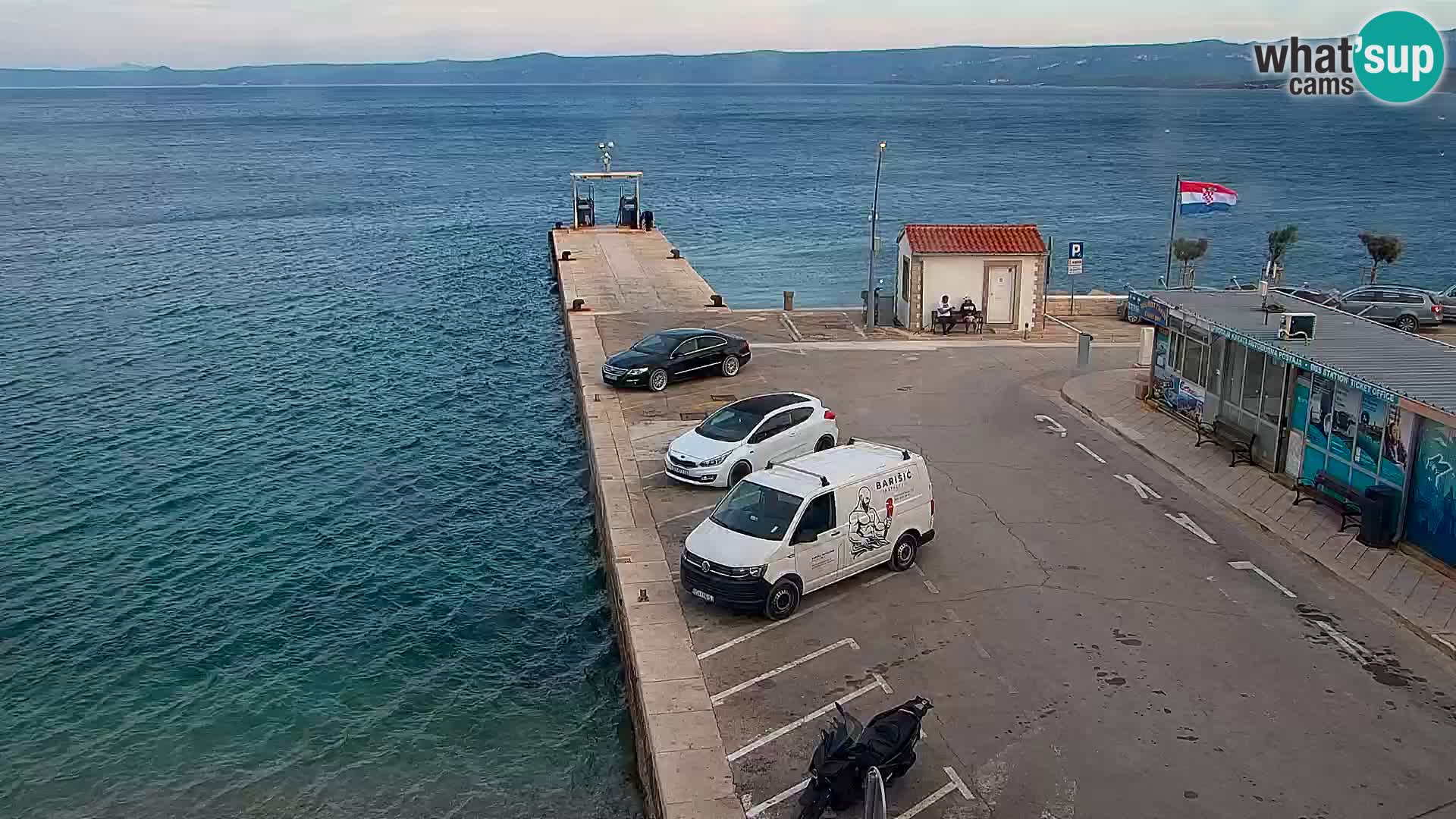 Webcam Bol Hafen & Ortszentrum – Liveblick aus Bol auf der Insel Brač