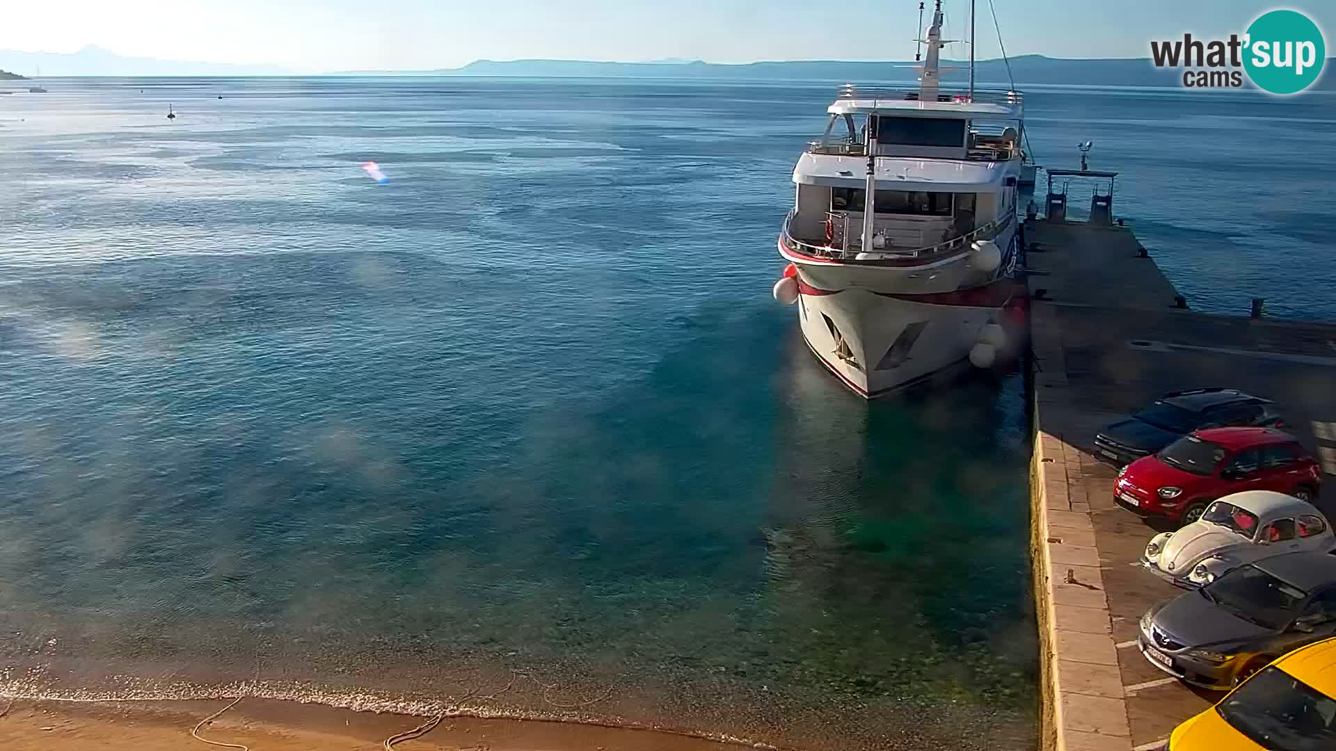 Webcam Bol Centro e Marina – Vista live dal porto di Bol