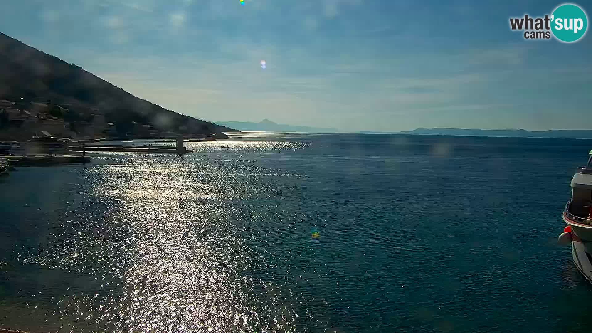 Webcam Bol Centro e Marina – Vista live dal porto di Bol