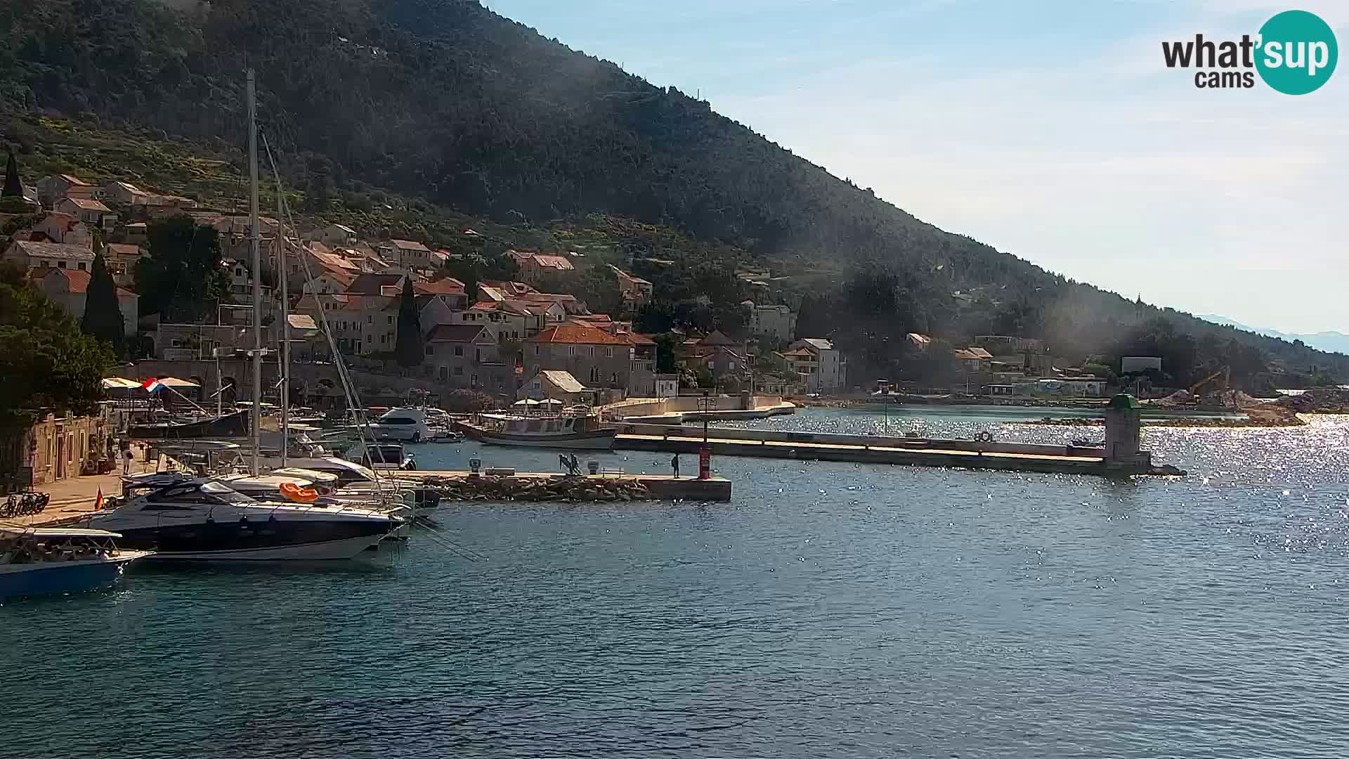Webcam Bol Centre-Ville & Marina – Vue en direct depuis Bol, île de Brač