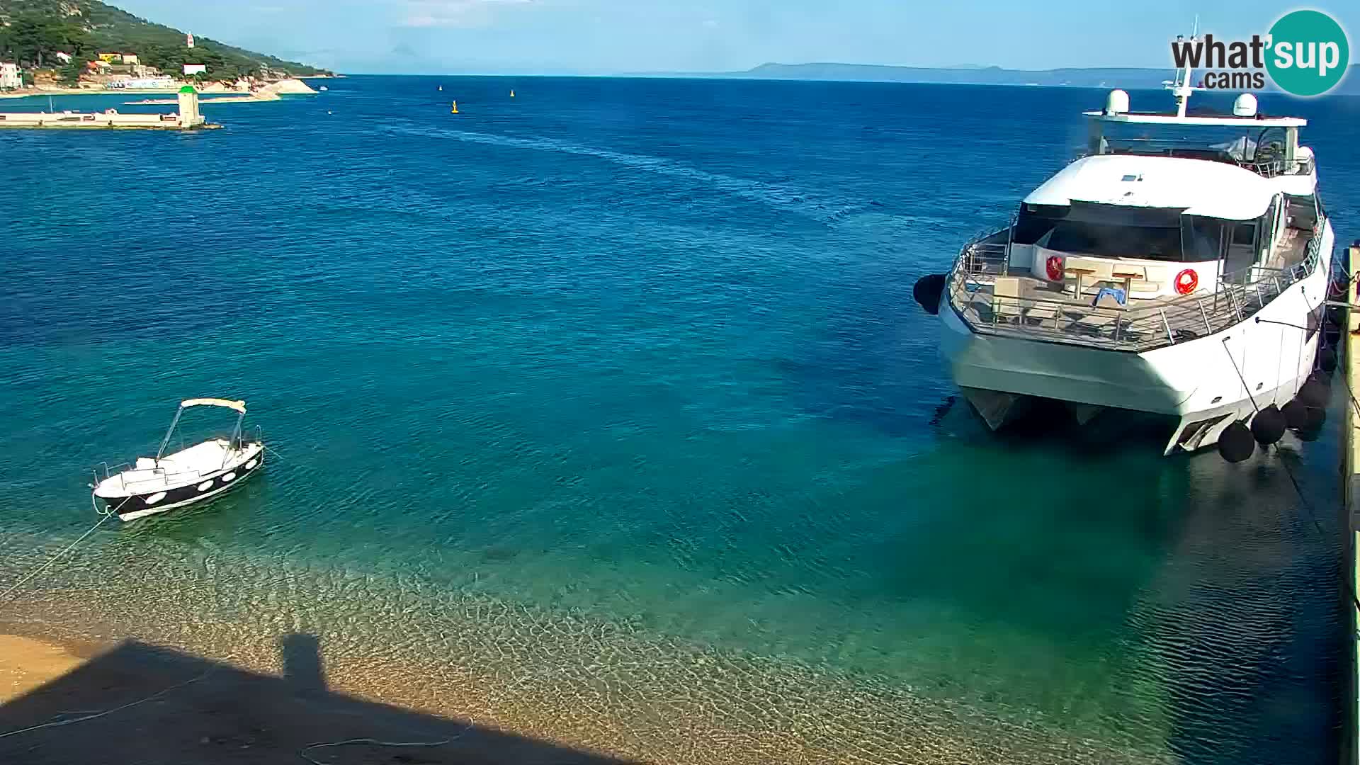 Webcam Bol Town Center & Marina – Live View from Bol, Brač