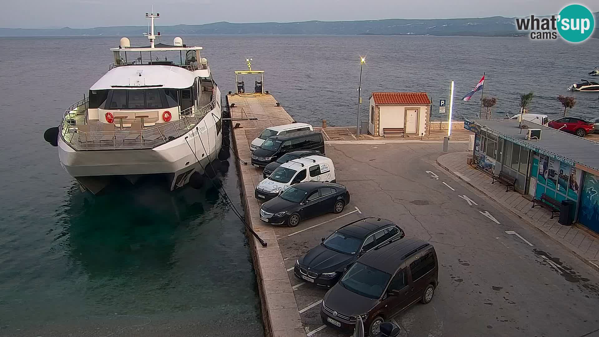 Webcam Bol Town Center & Marina – Live View from Bol, Brač