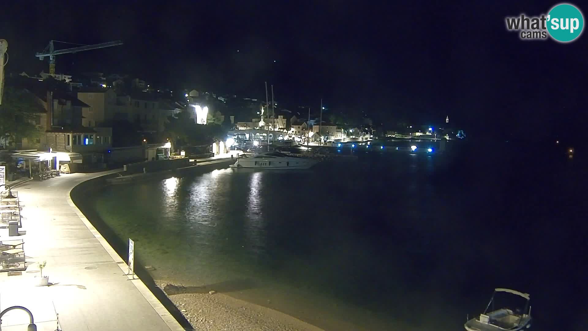 Webcam Bol Centro e Marina – Vista live dal porto di Bol