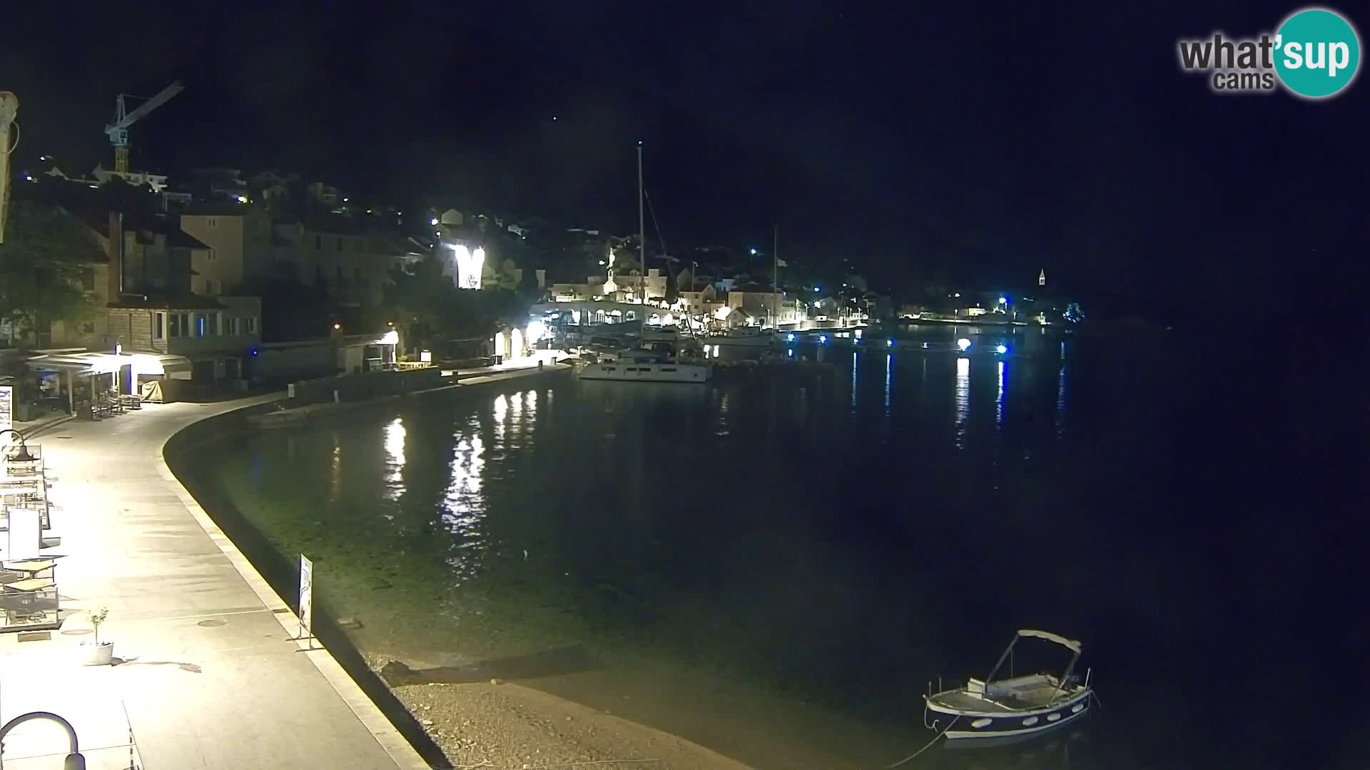 Webcam Bol Centro e Marina – Vista live dal porto di Bol