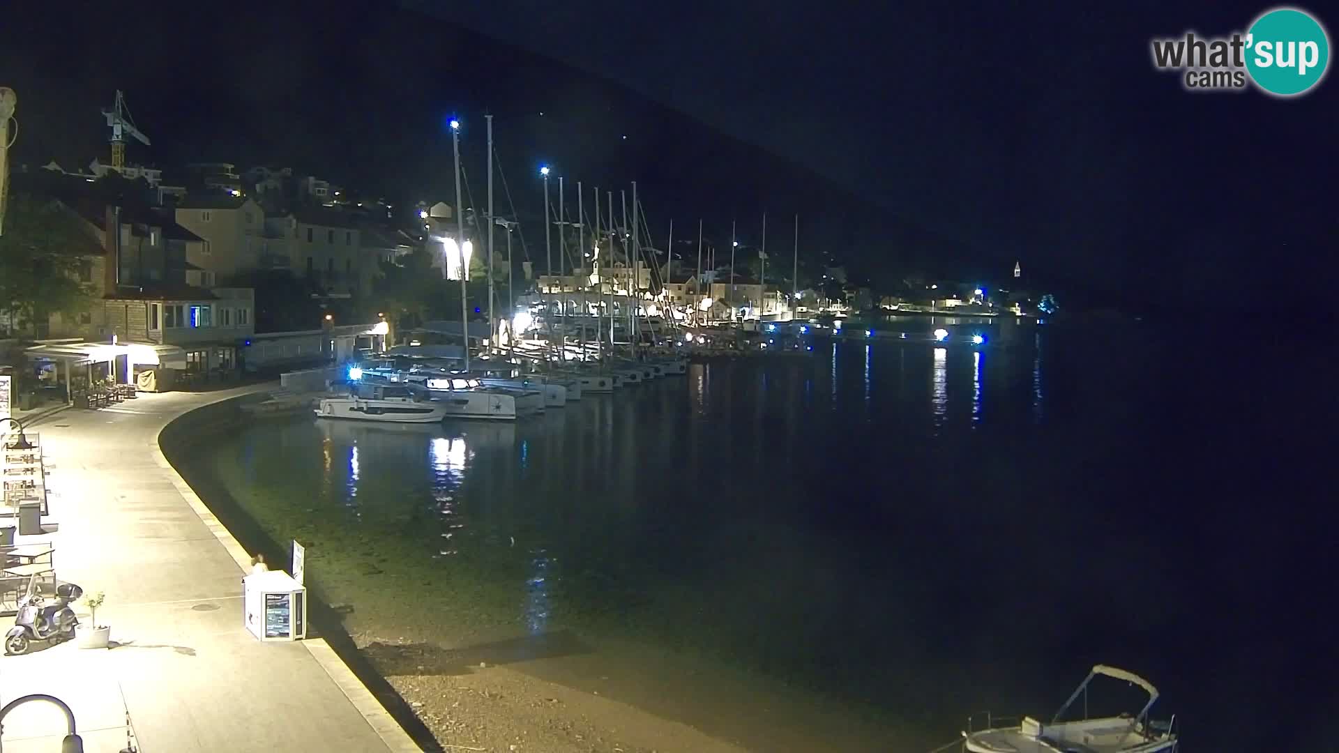 Webcam Bol Town Center & Marina – Live View from Bol, Brač