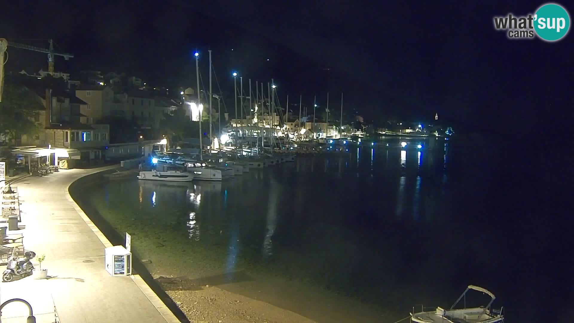 Webcam Bol Town Center & Marina – Live View from Bol, Brač