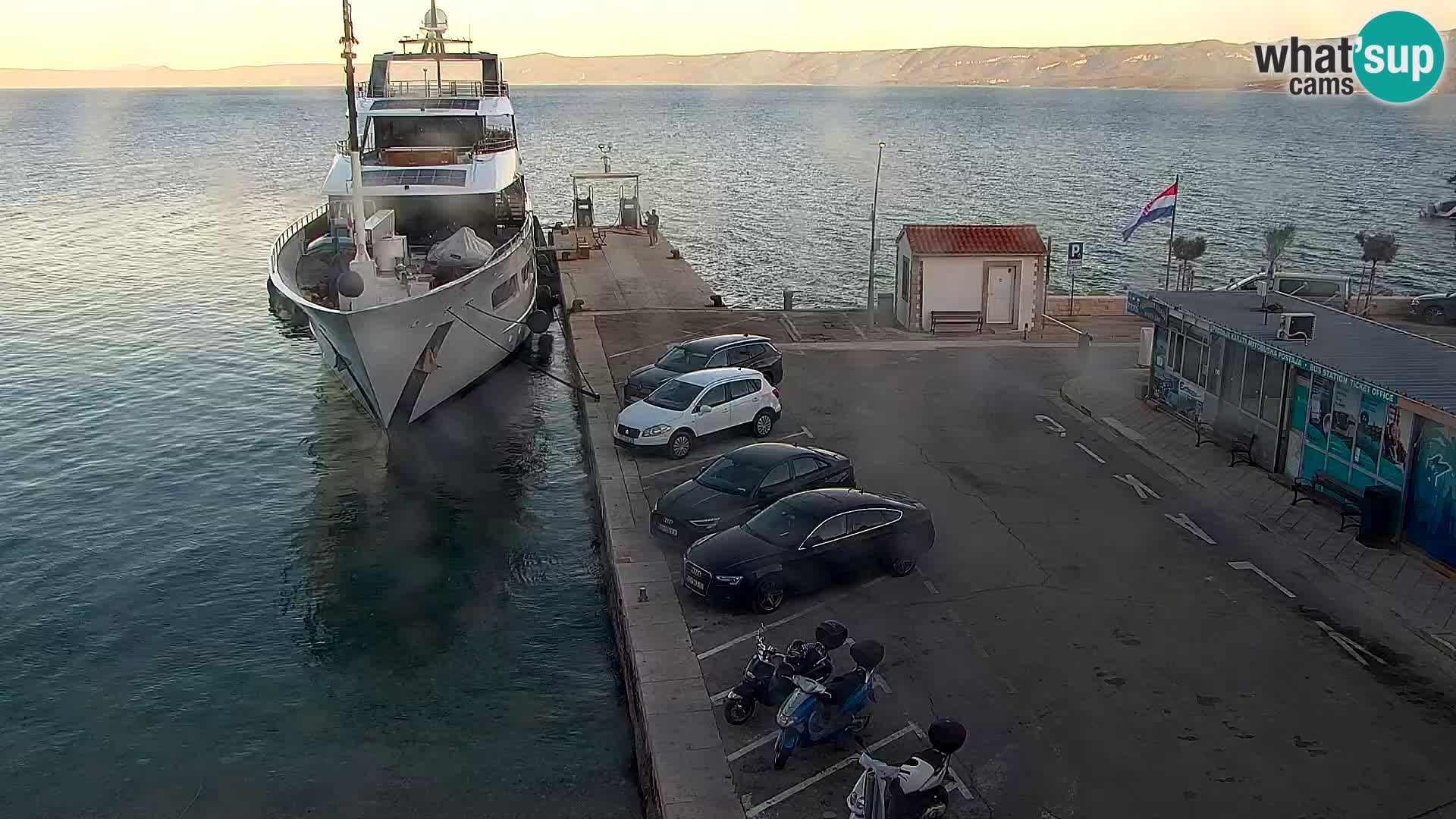 Webcam Bol Centre-Ville & Marina – Vue en direct depuis Bol, île de Brač