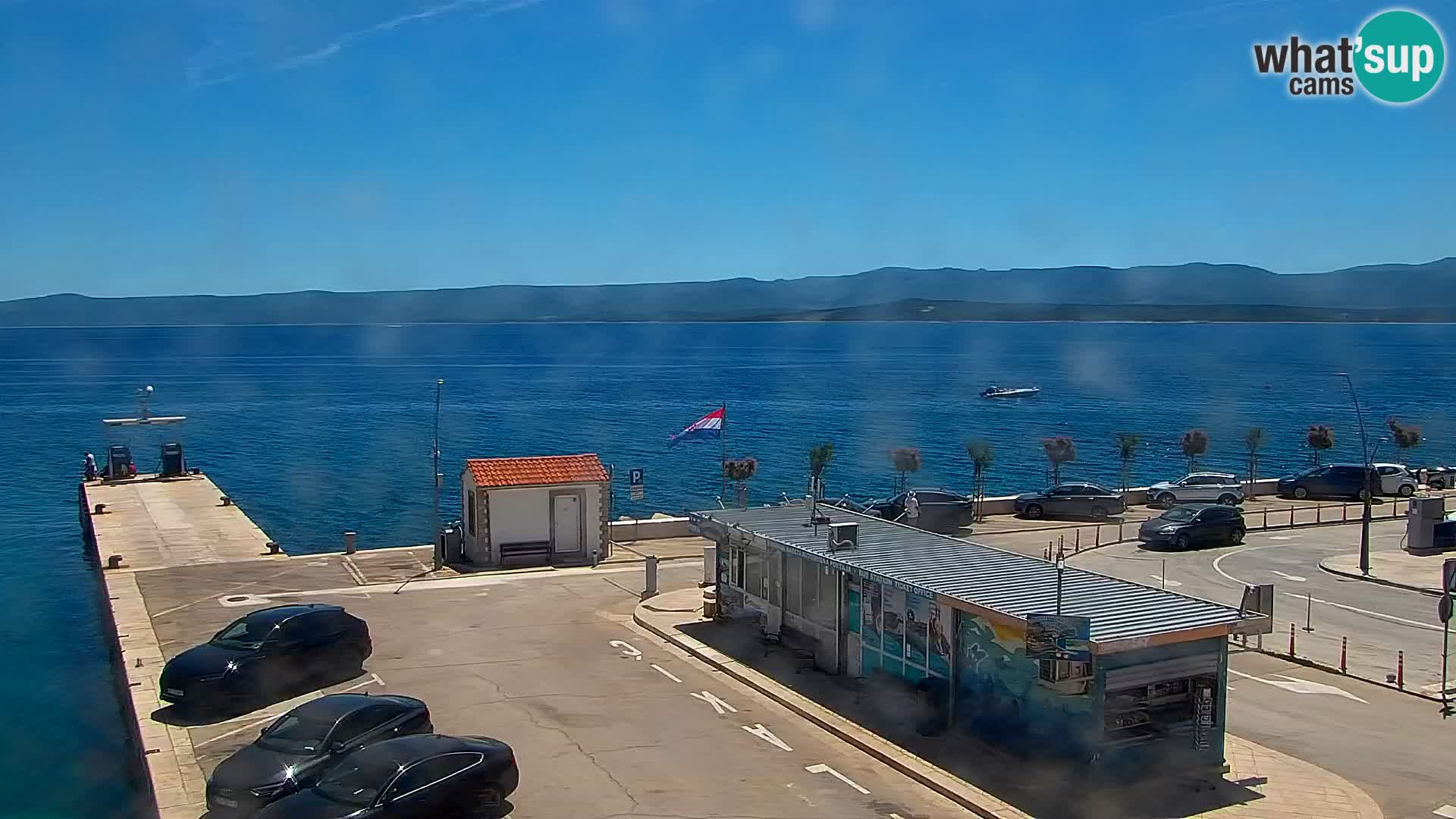 Webcam Bol Town Center & Marina – Live View from Bol, Brač