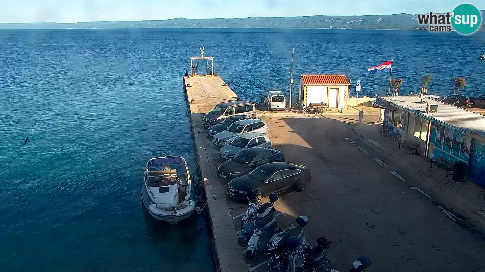 Webcam Bol Town Center & Marina – Live View from Bol, Brač