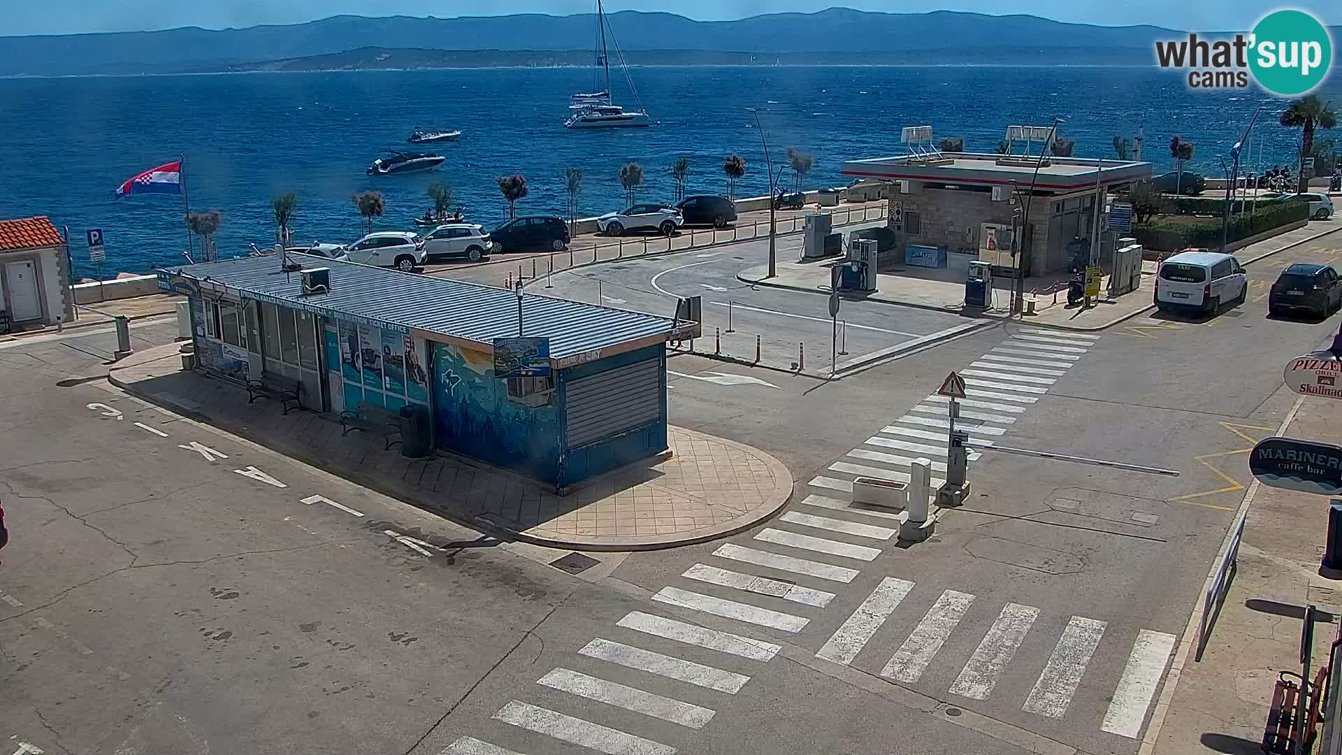 Webcam Bol Hafen & Ortszentrum – Liveblick aus Bol auf der Insel Brač