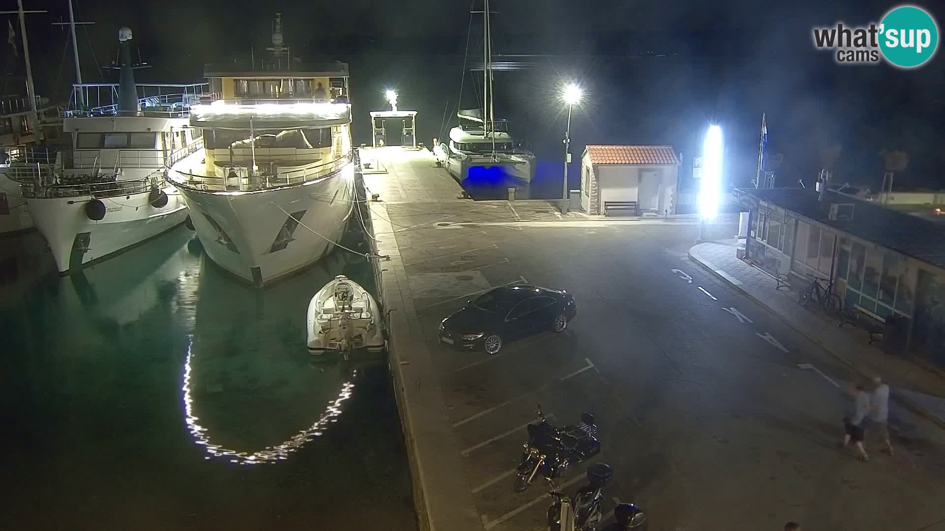 Webcam Bol Town Center & Marina – Live View from Bol, Brač