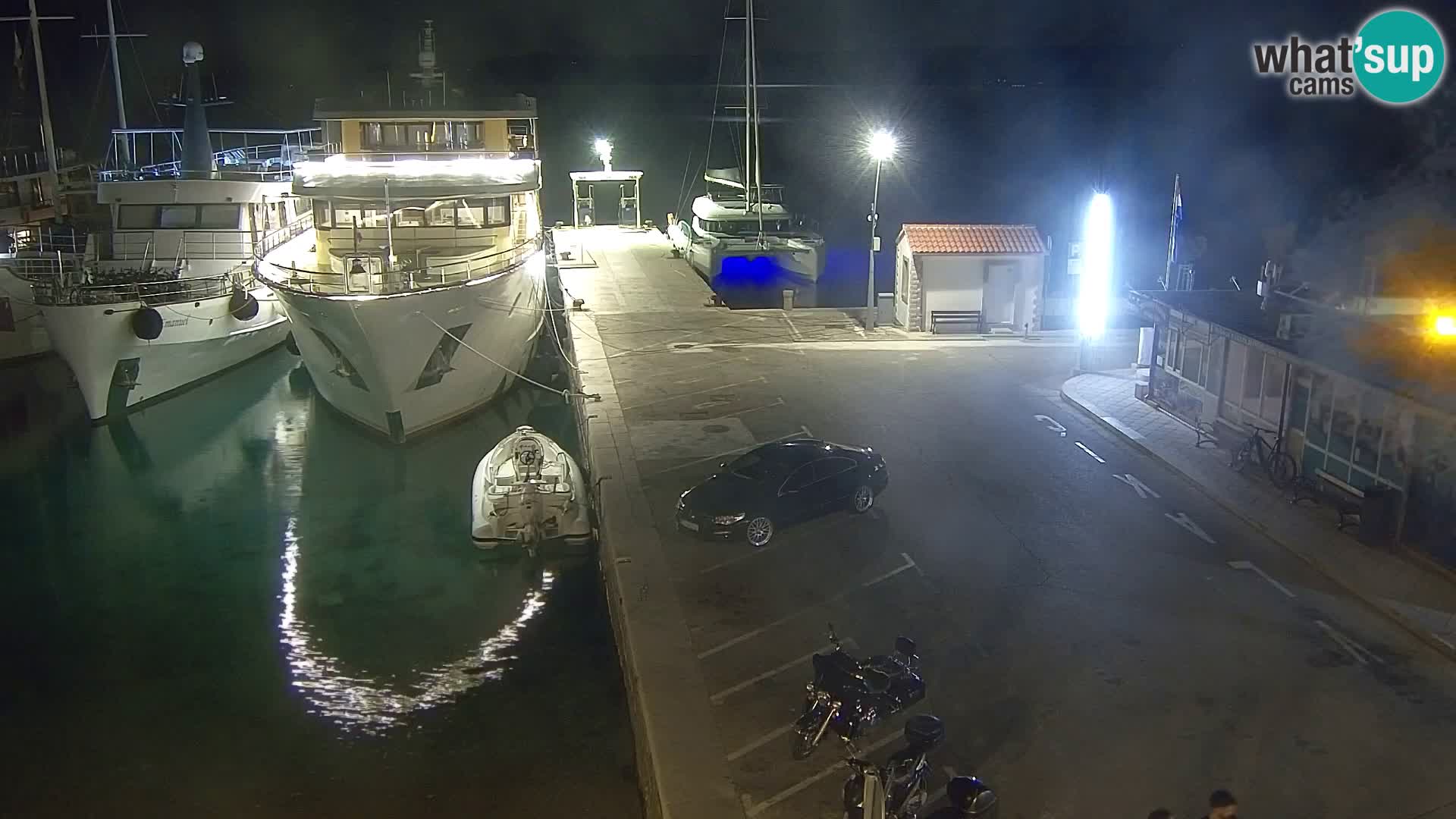 Webcam Bol Town Center & Marina – Live View from Bol, Brač