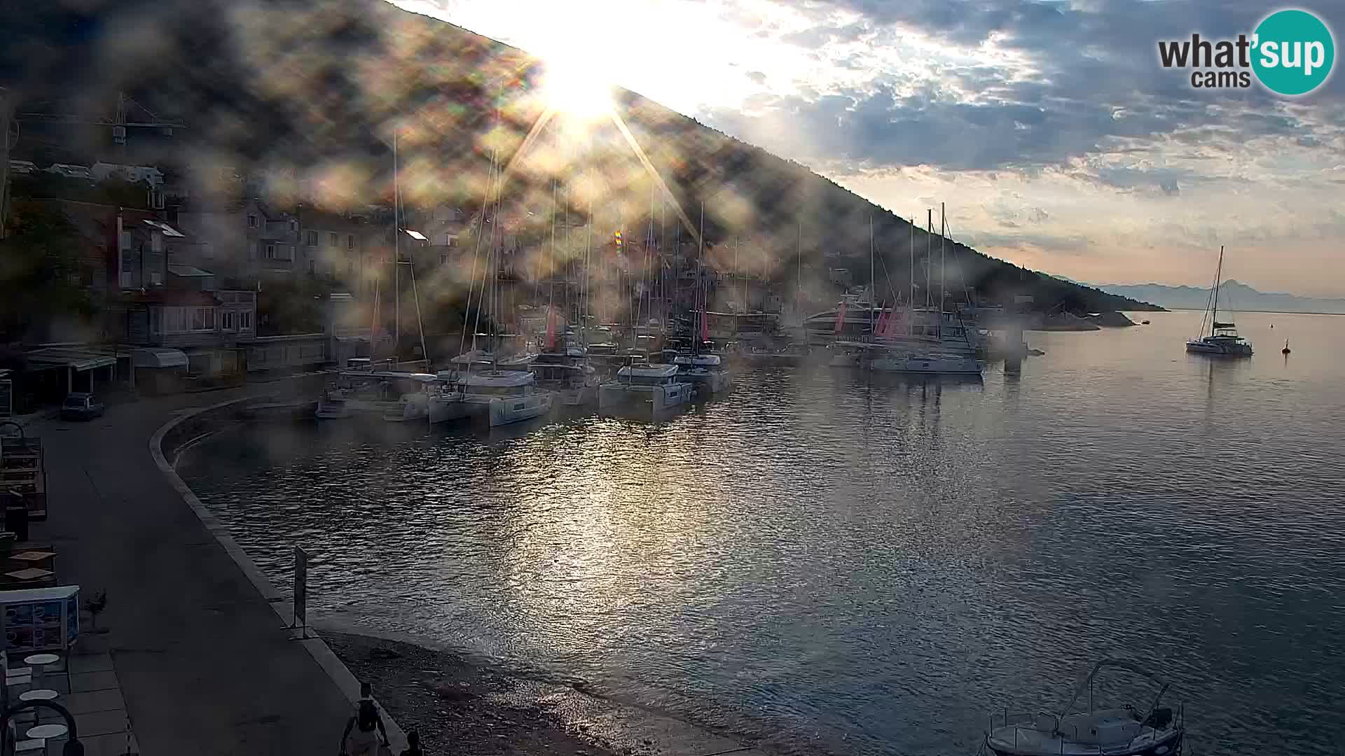 Webcam Bol Town Center & Marina – Live View from Bol, Brač