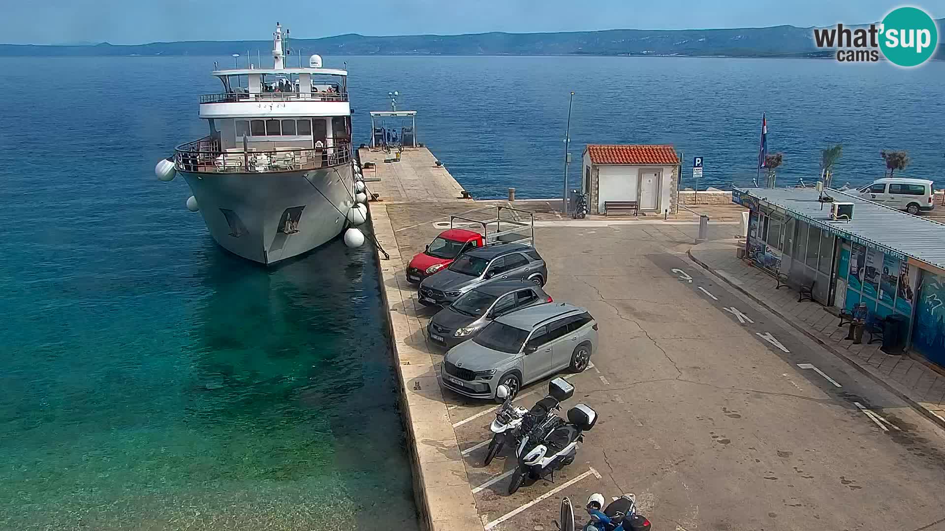 Webcam Bol Town Center & Marina – Live View from Bol, Brač