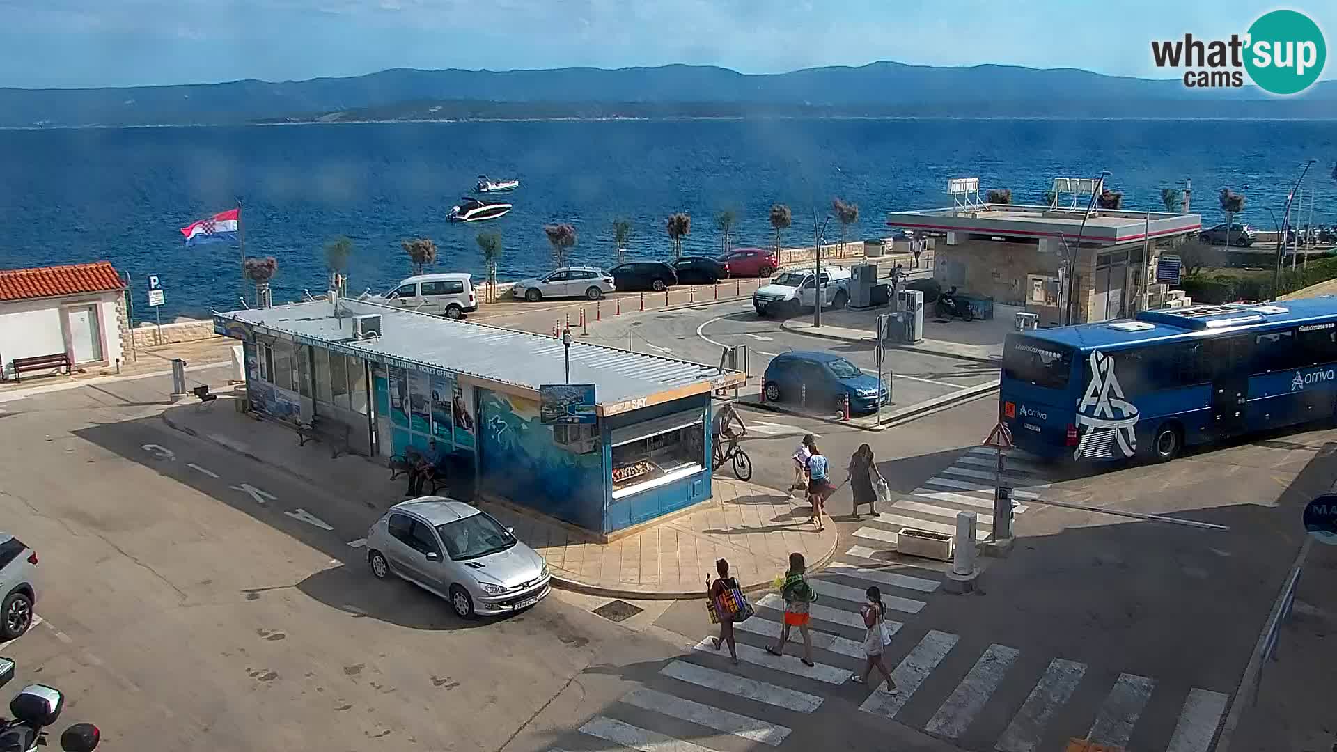 Webcam Bol Centro e Marina – Vista live dal porto di Bol