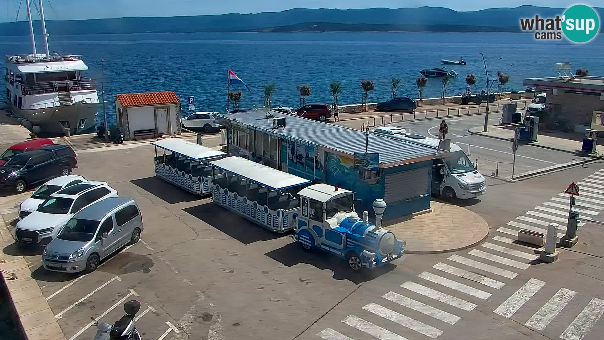 Webcam Bol Town Center & Marina – Live View from Bol, Brač