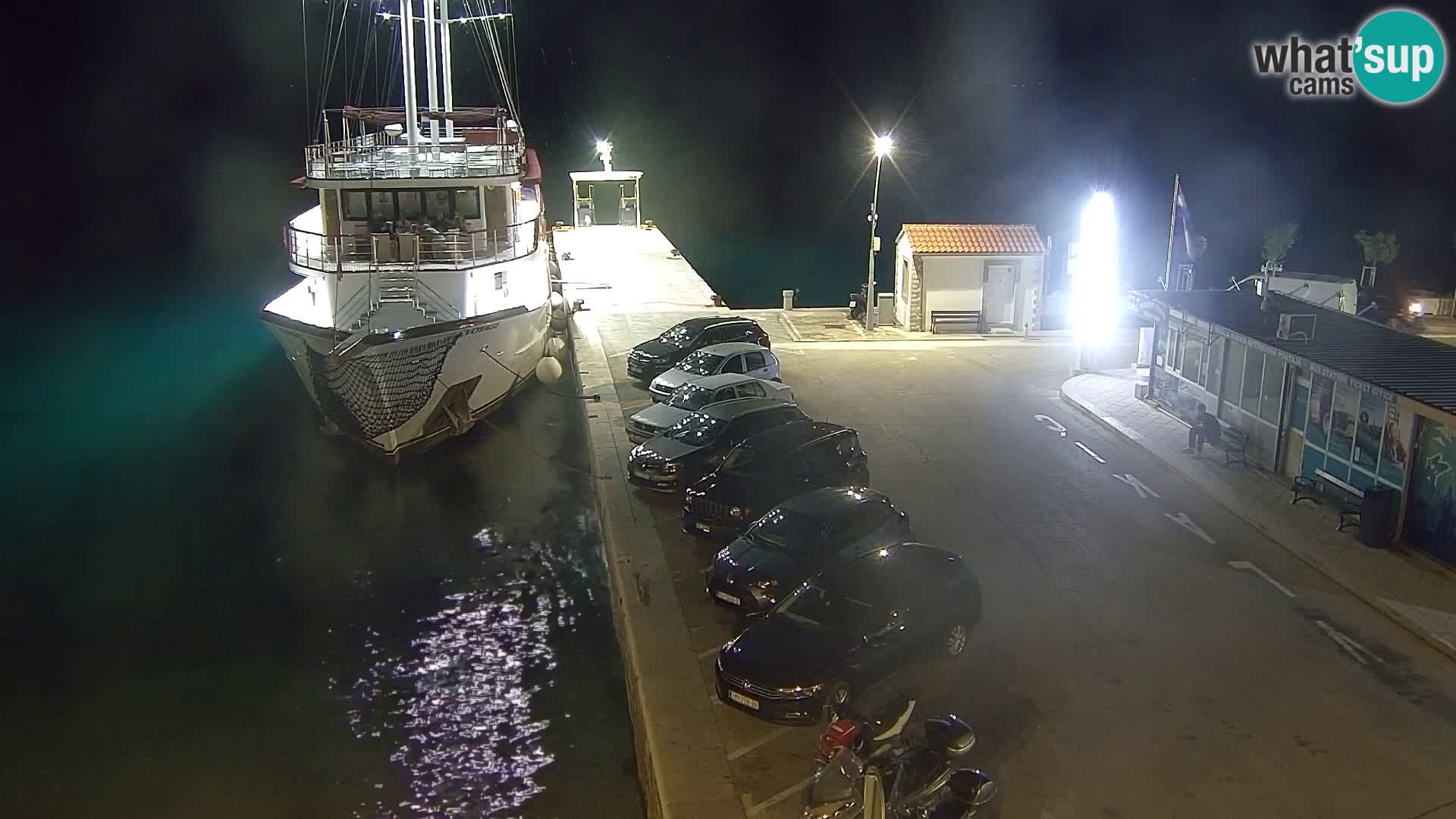 Webcam Bol Town Center & Marina – Live View from Bol, Brač