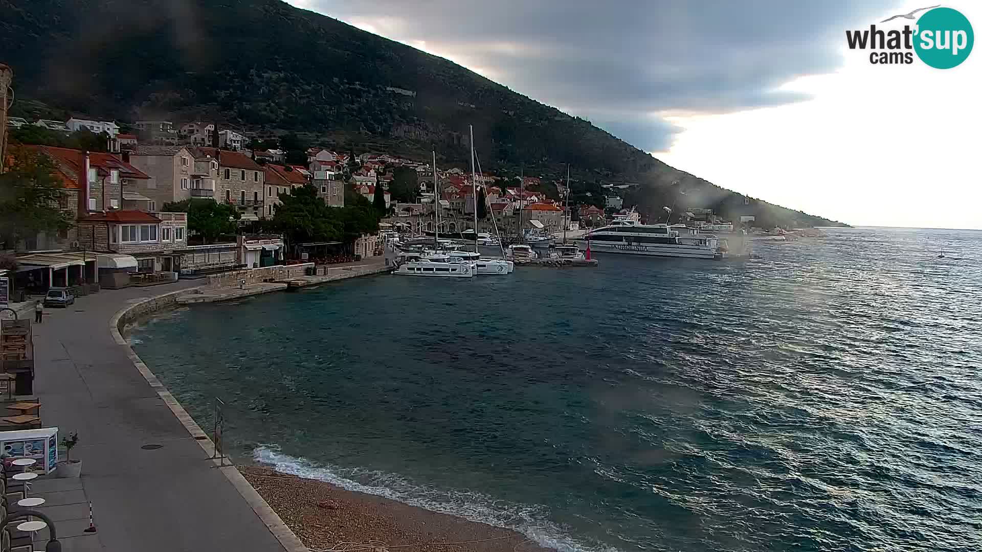 Webcam Bol Hafen & Ortszentrum – Liveblick aus Bol auf der Insel Brač
