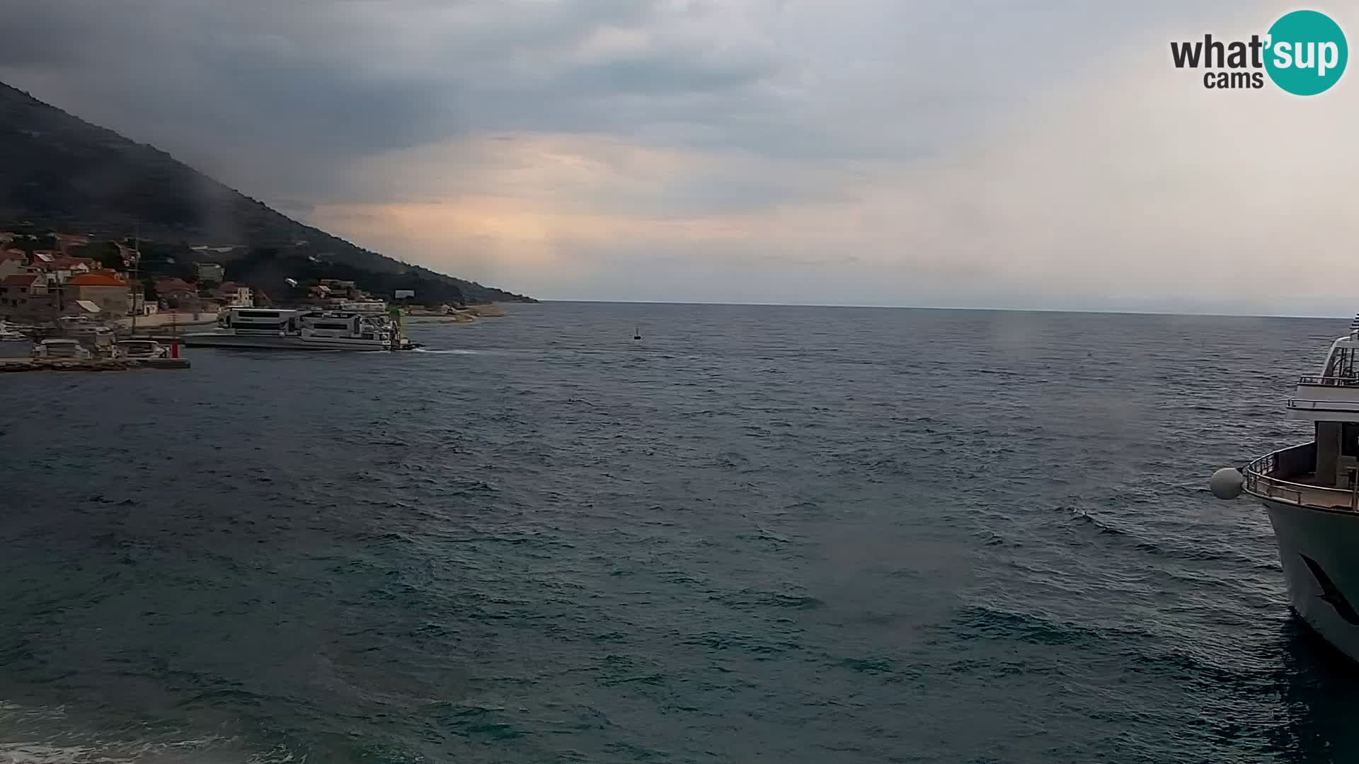 Webcam Bol Town Center & Marina – Live View from Bol, Brač