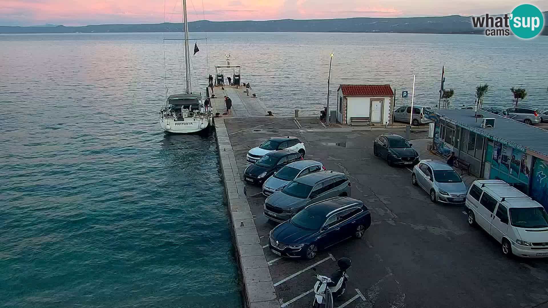 Webcam Bol Centre-Ville & Marina – Vue en direct depuis Bol, île de Brač