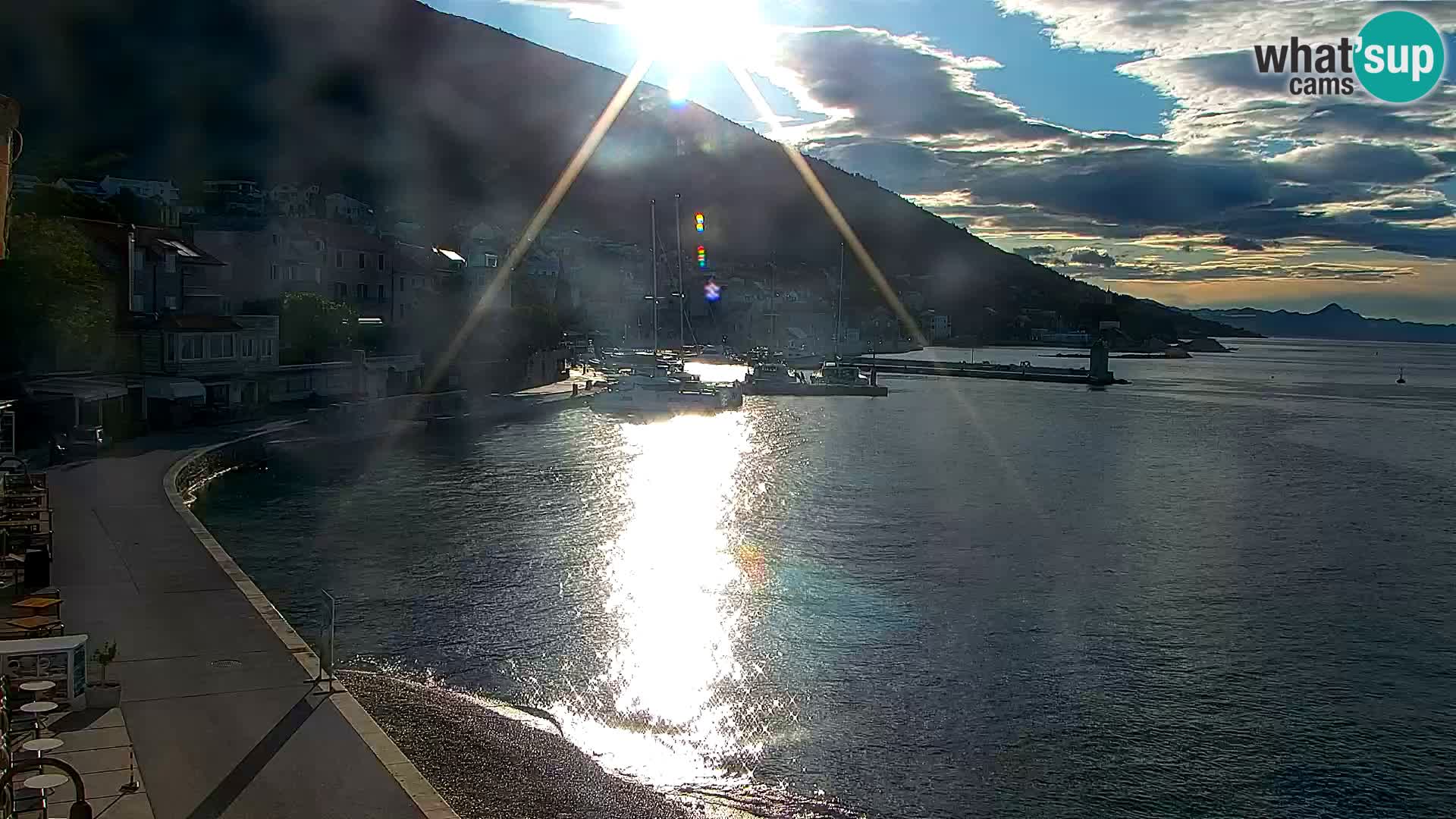 Webcam Bol Town Center & Marina – Live View from Bol, Brač