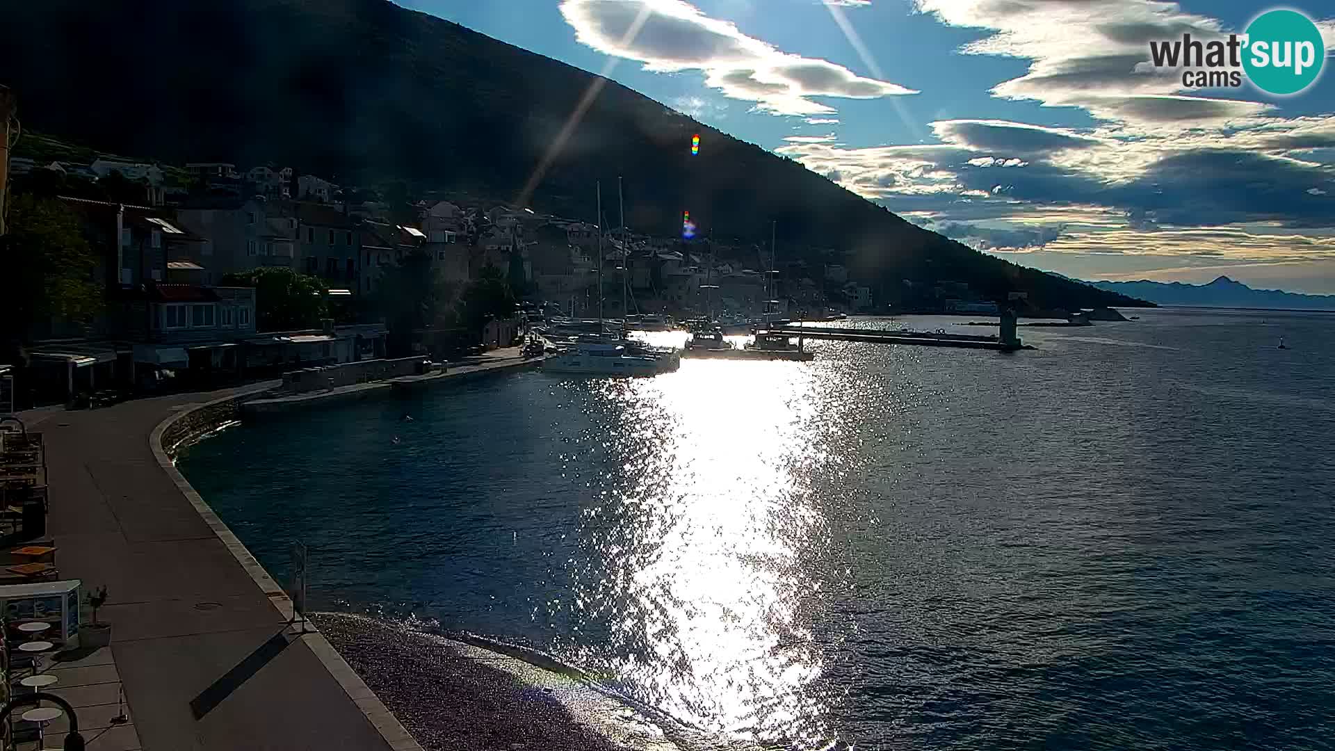 Webcam Bol Hafen & Ortszentrum – Liveblick aus Bol auf der Insel Brač
