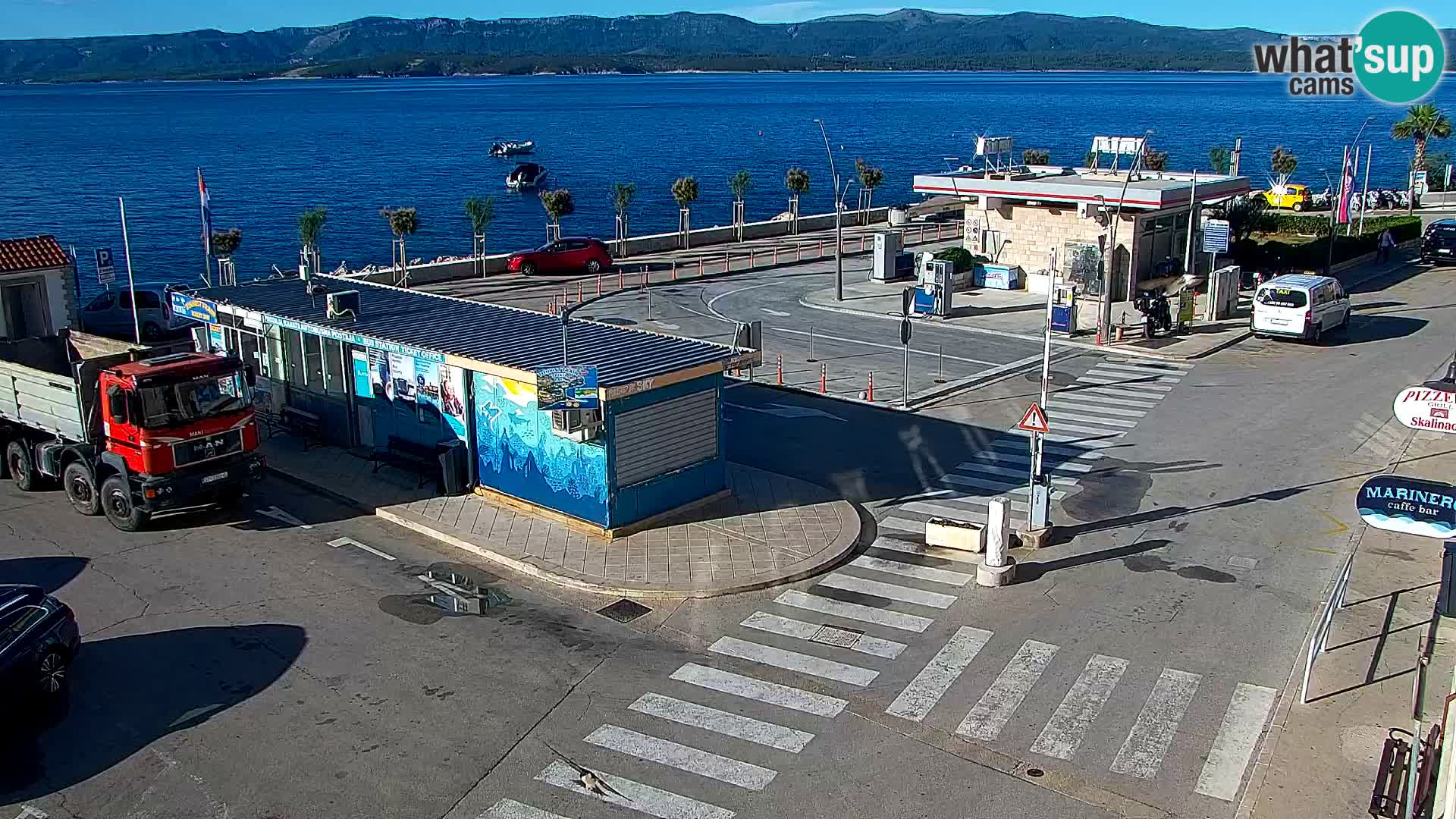 Webcam Bol Hafen & Ortszentrum – Liveblick aus Bol auf der Insel Brač