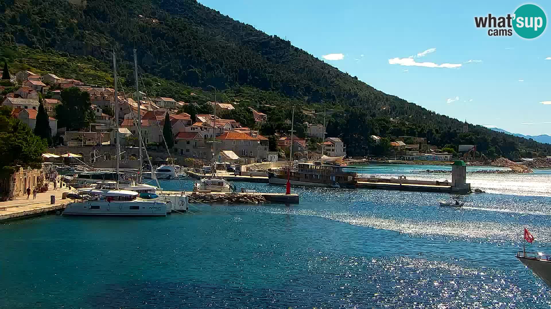 Webcam Bol Centre-Ville & Marina – Vue en direct depuis Bol, île de Brač