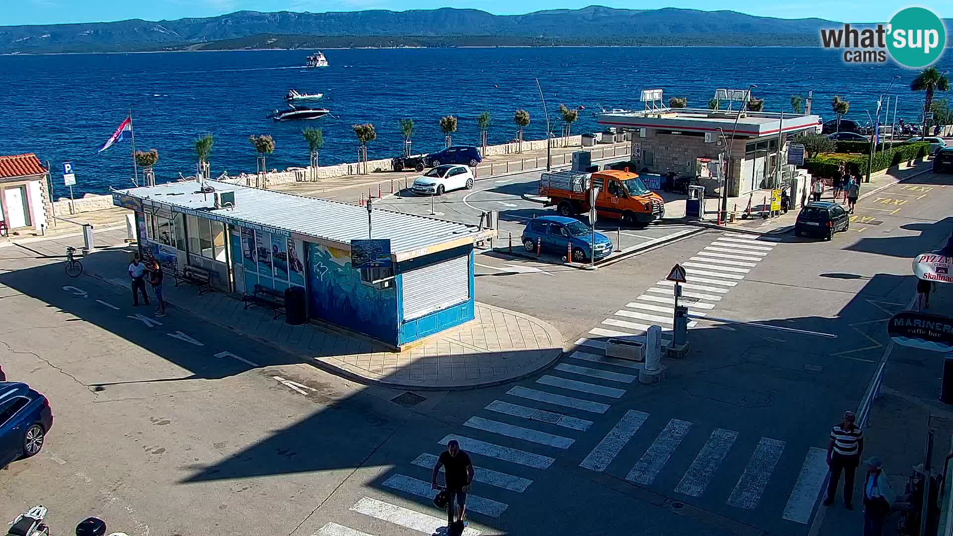 Webcam Bol Hafen & Ortszentrum – Liveblick aus Bol auf der Insel Brač