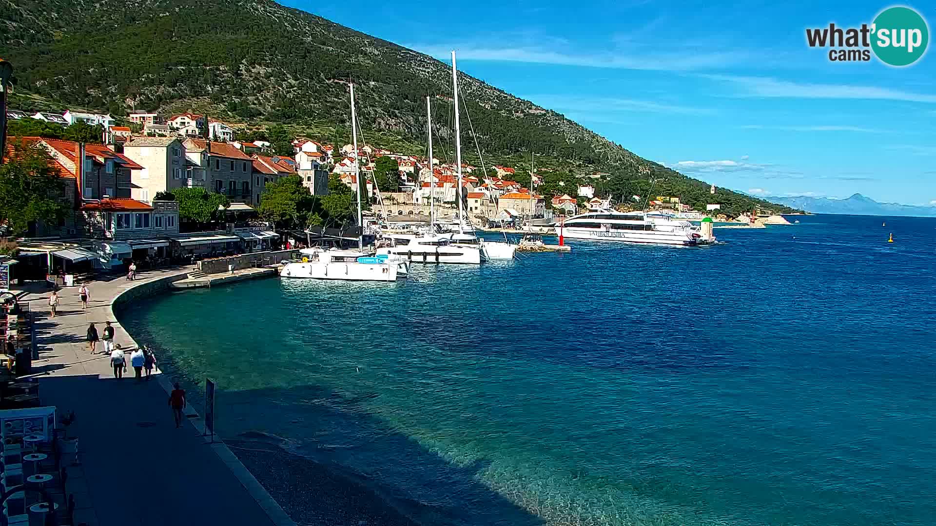 Webcam Bol Hafen & Ortszentrum – Liveblick aus Bol auf der Insel Brač