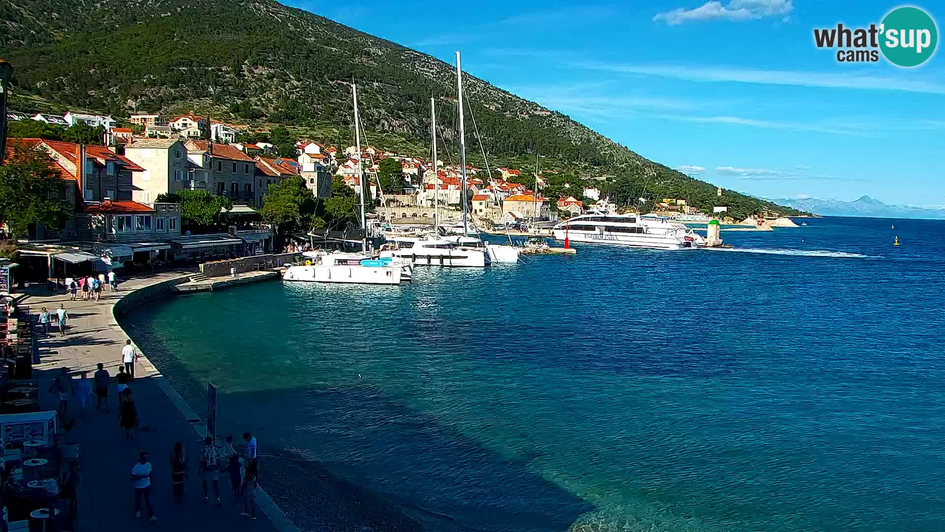 Webcam Bol Hafen & Ortszentrum – Liveblick aus Bol auf der Insel Brač