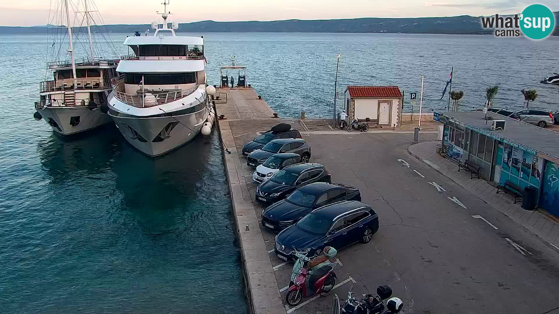 Webcam Bol Centre-Ville & Marina – Vue en direct depuis Bol, île de Brač