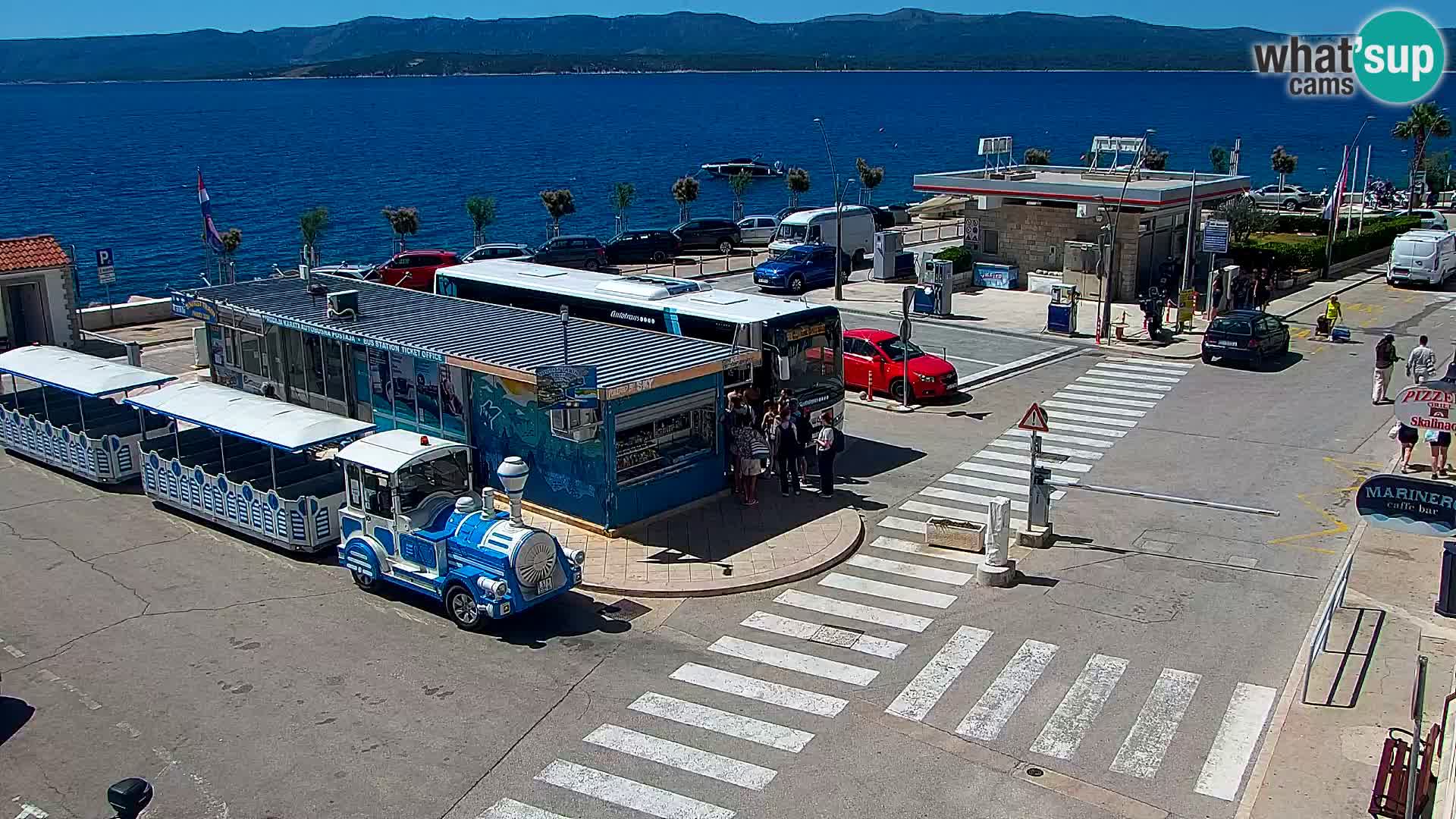 Webcam Bol Centro e Marina – Vista live dal porto di Bol
