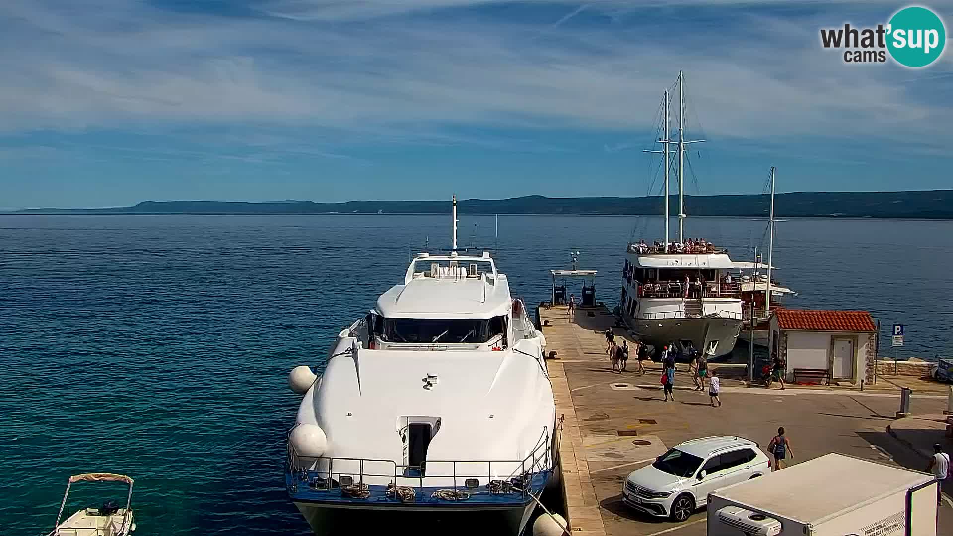 Webcam Bol Town Center & Marina – Live View from Bol, Brač